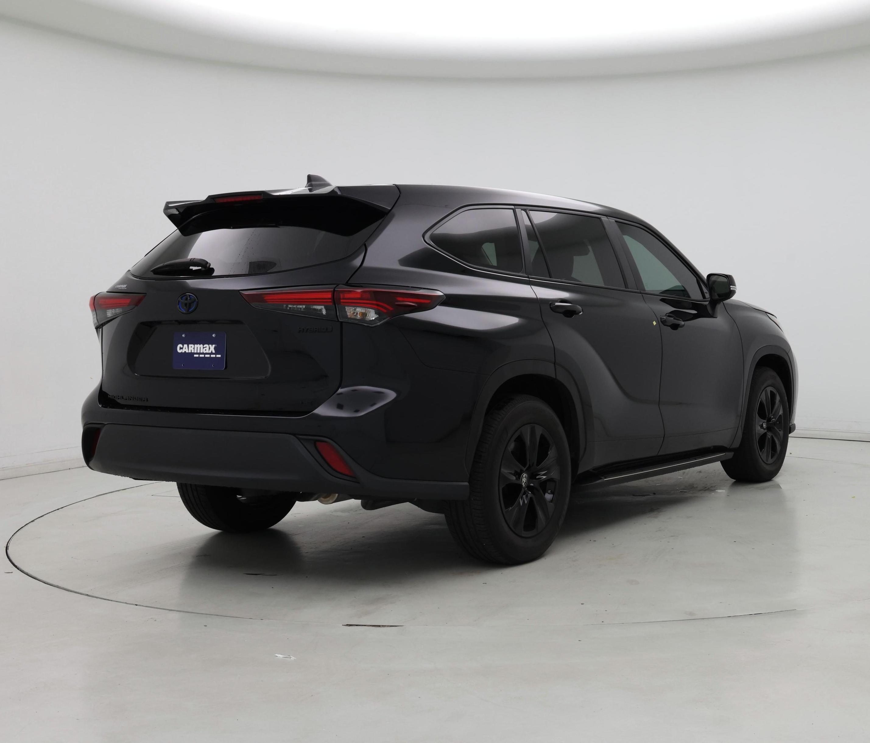 Thumbnail: 2024 Toyota Highlander - 8