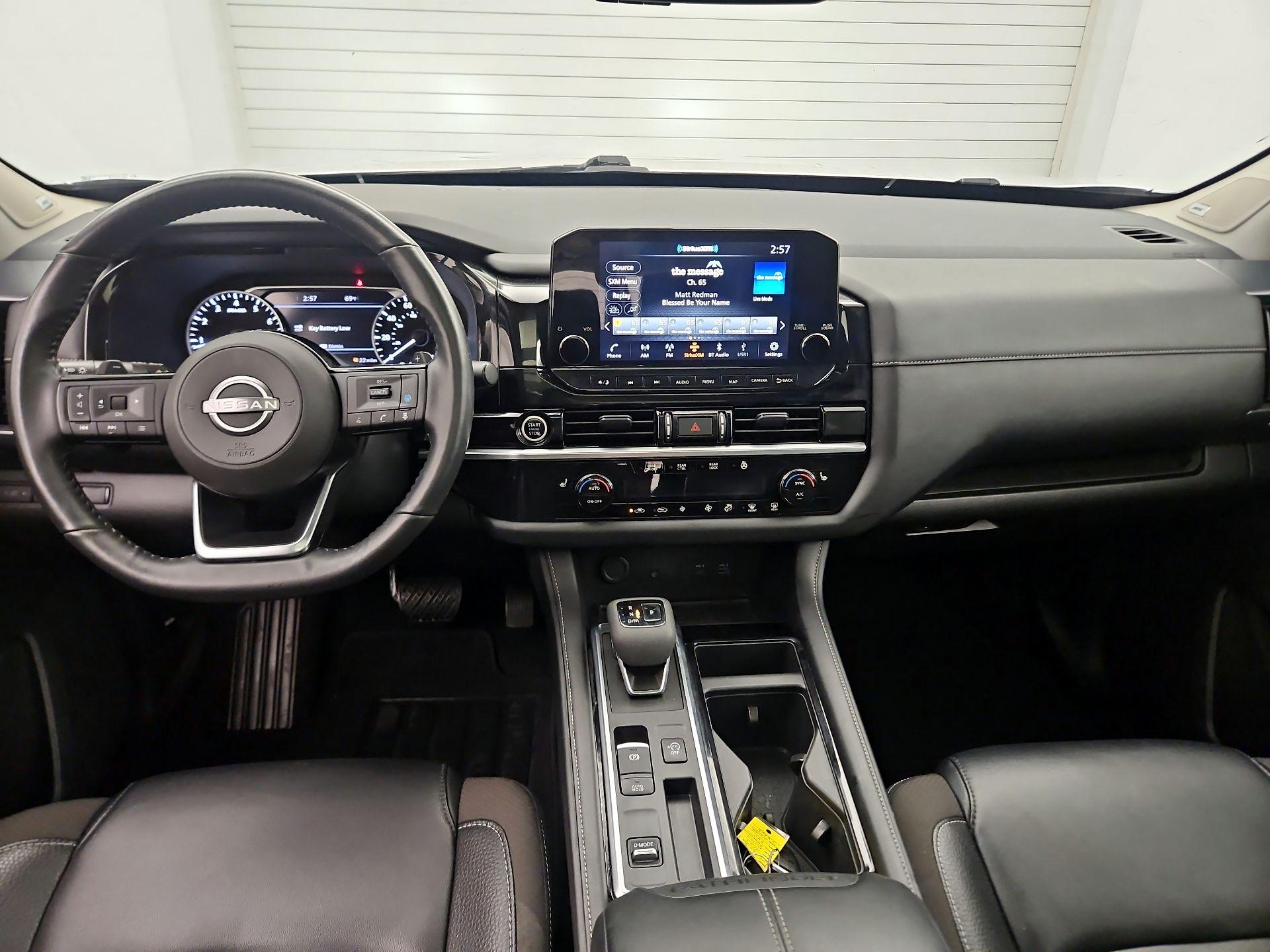 Thumbnail: 2023 Nissan Pathfinder - 9