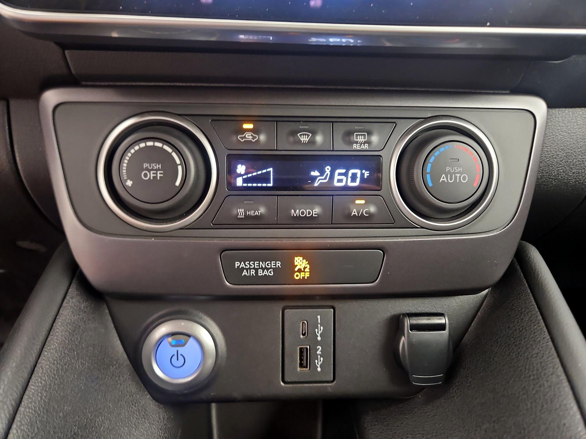 Thumbnail: 2024 Nissan Leaf - 12