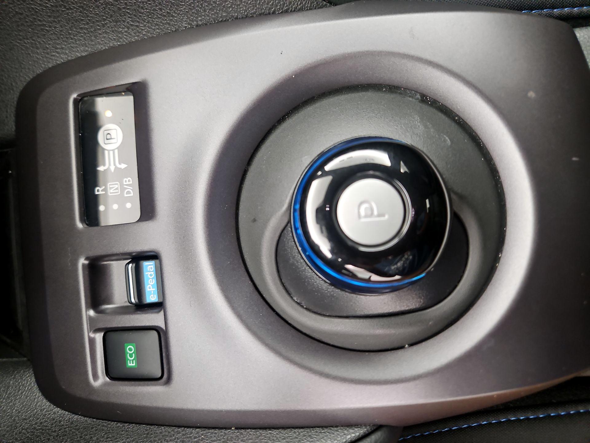 Thumbnail: 2024 Nissan Leaf - 13