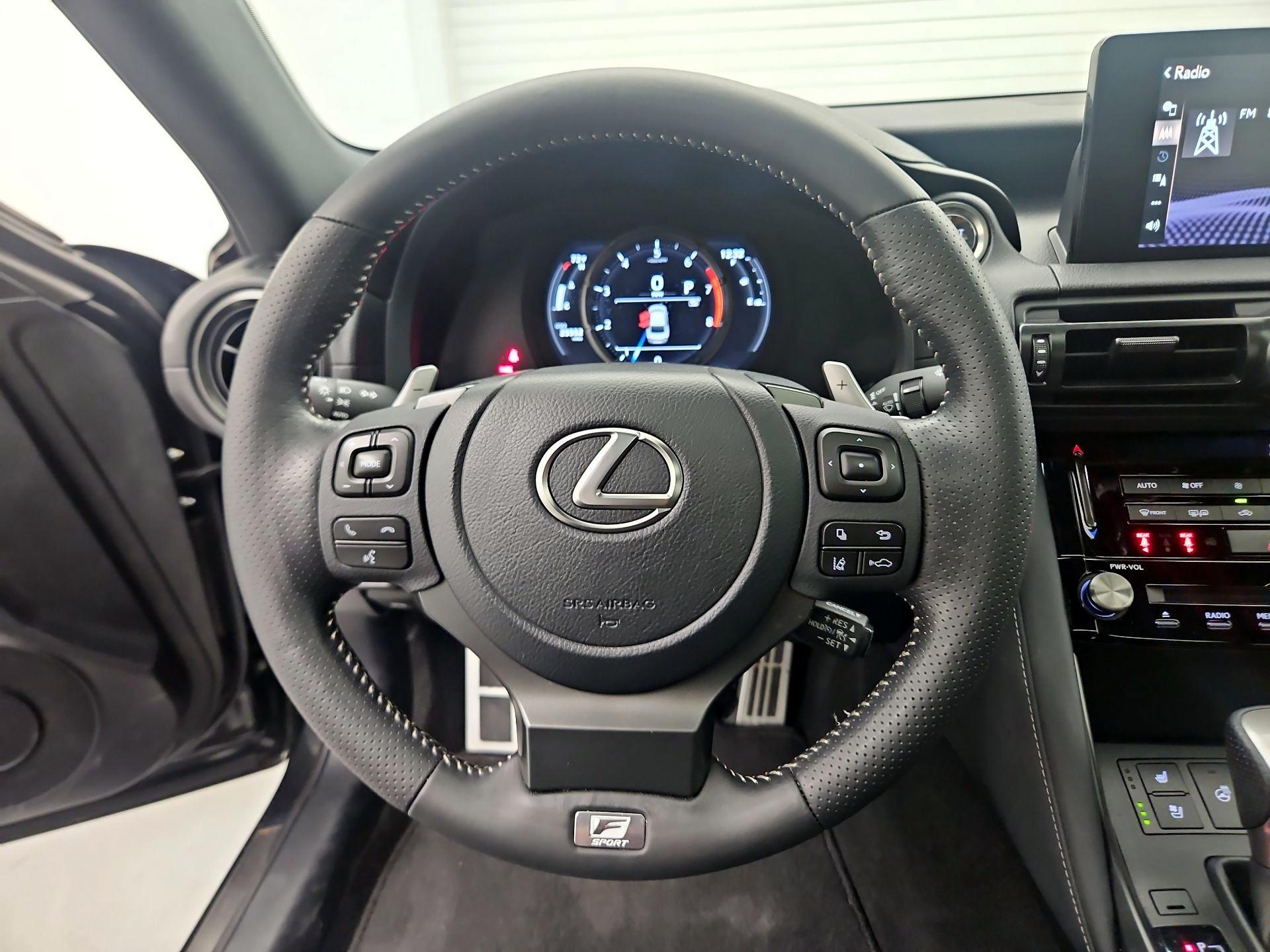 Thumbnail: 2023 Lexus IS - 10