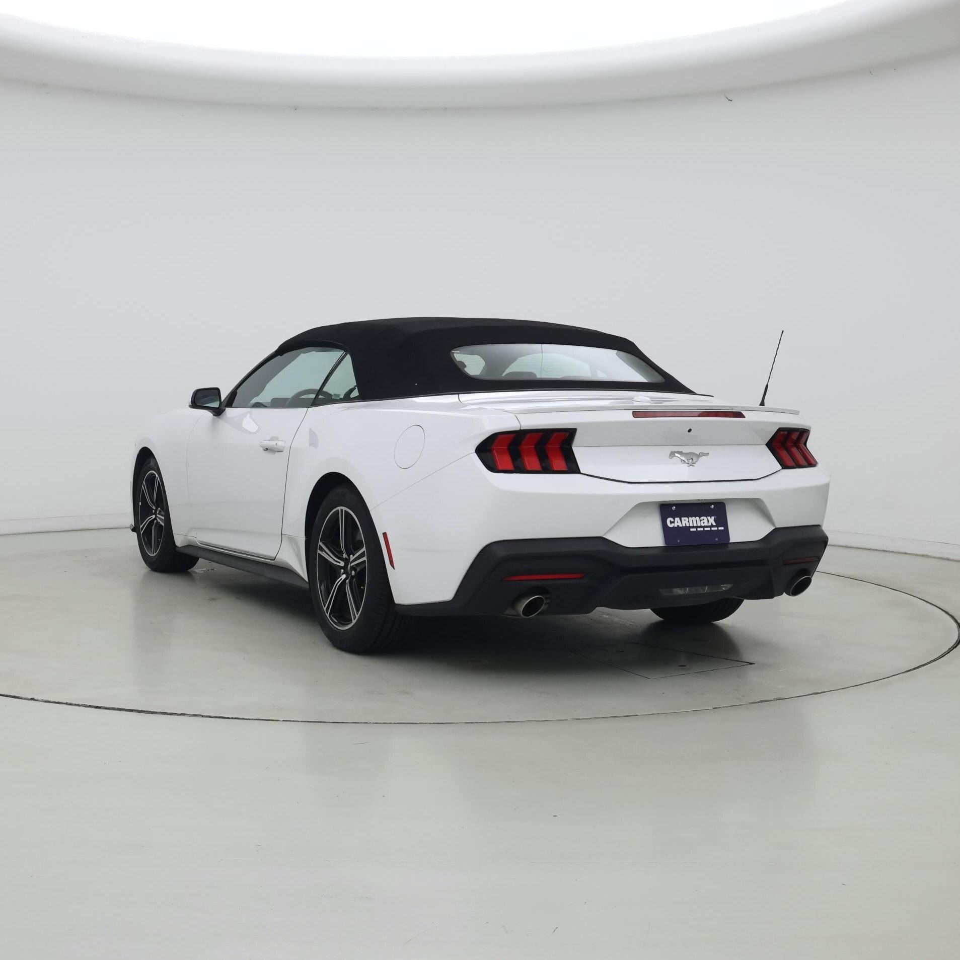 Thumbnail: 2025 Ford Mustang - 2