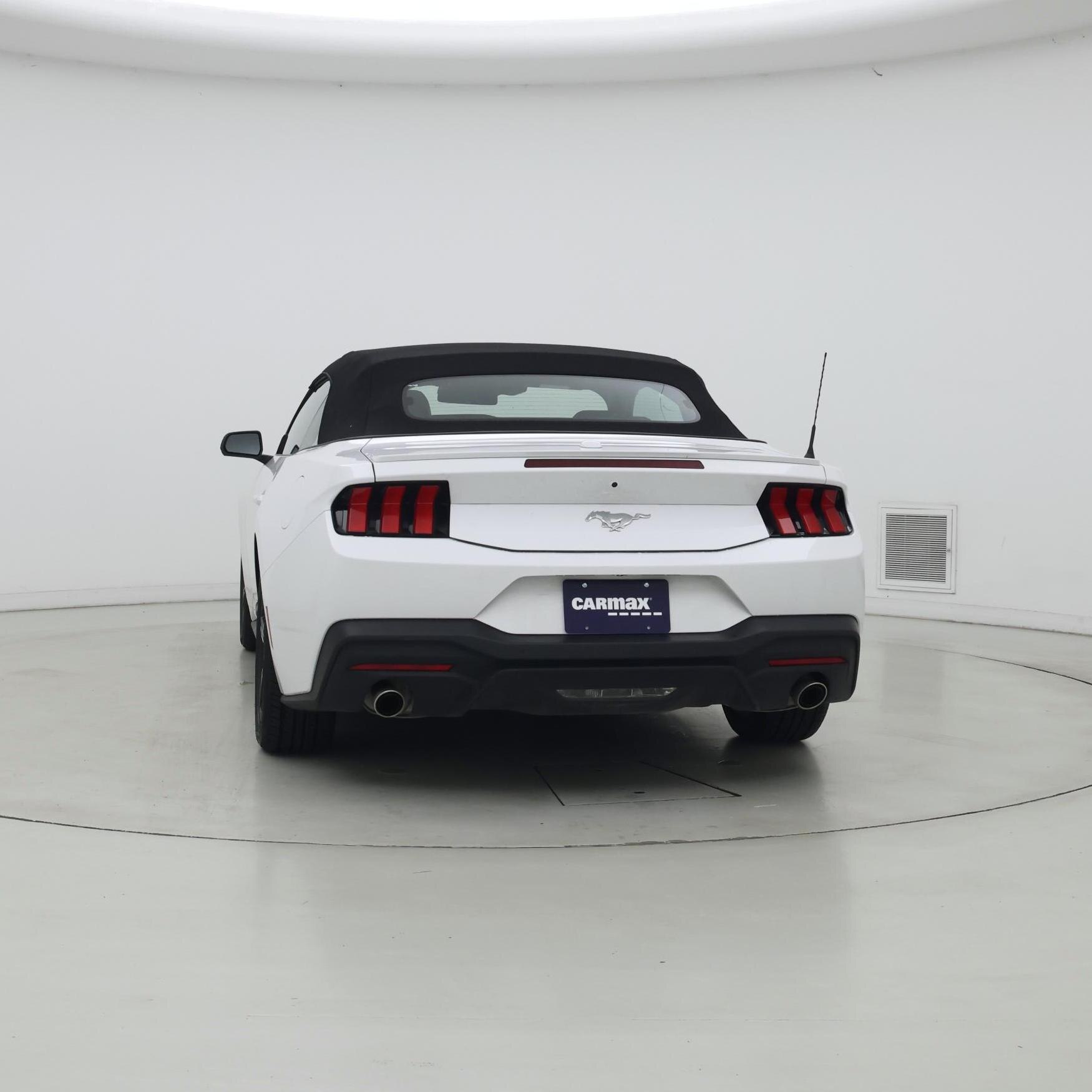 Thumbnail: 2025 Ford Mustang - 6