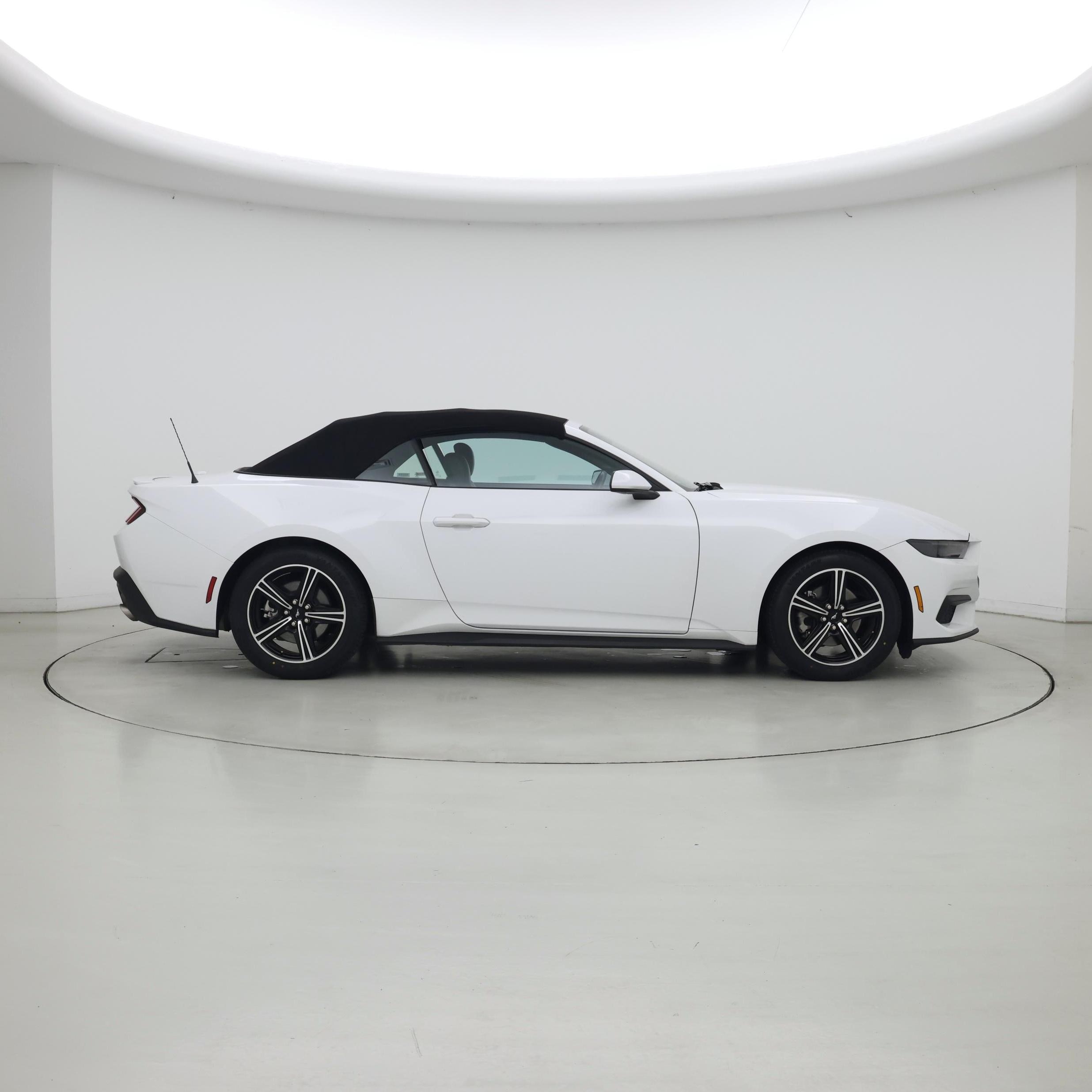 Thumbnail: 2025 Ford Mustang - 7
