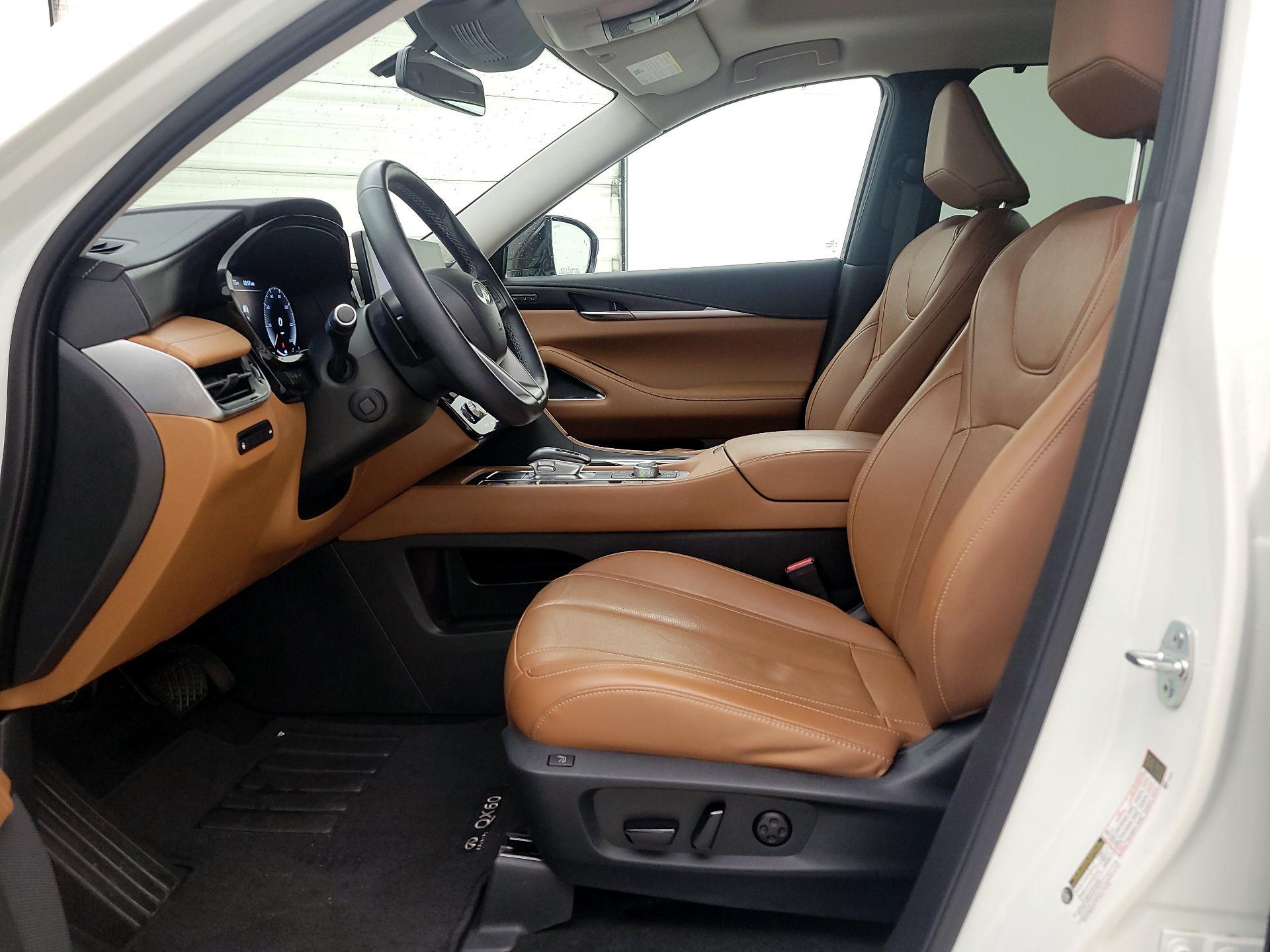 Thumbnail: 2023 INFINITI QX60 - 11