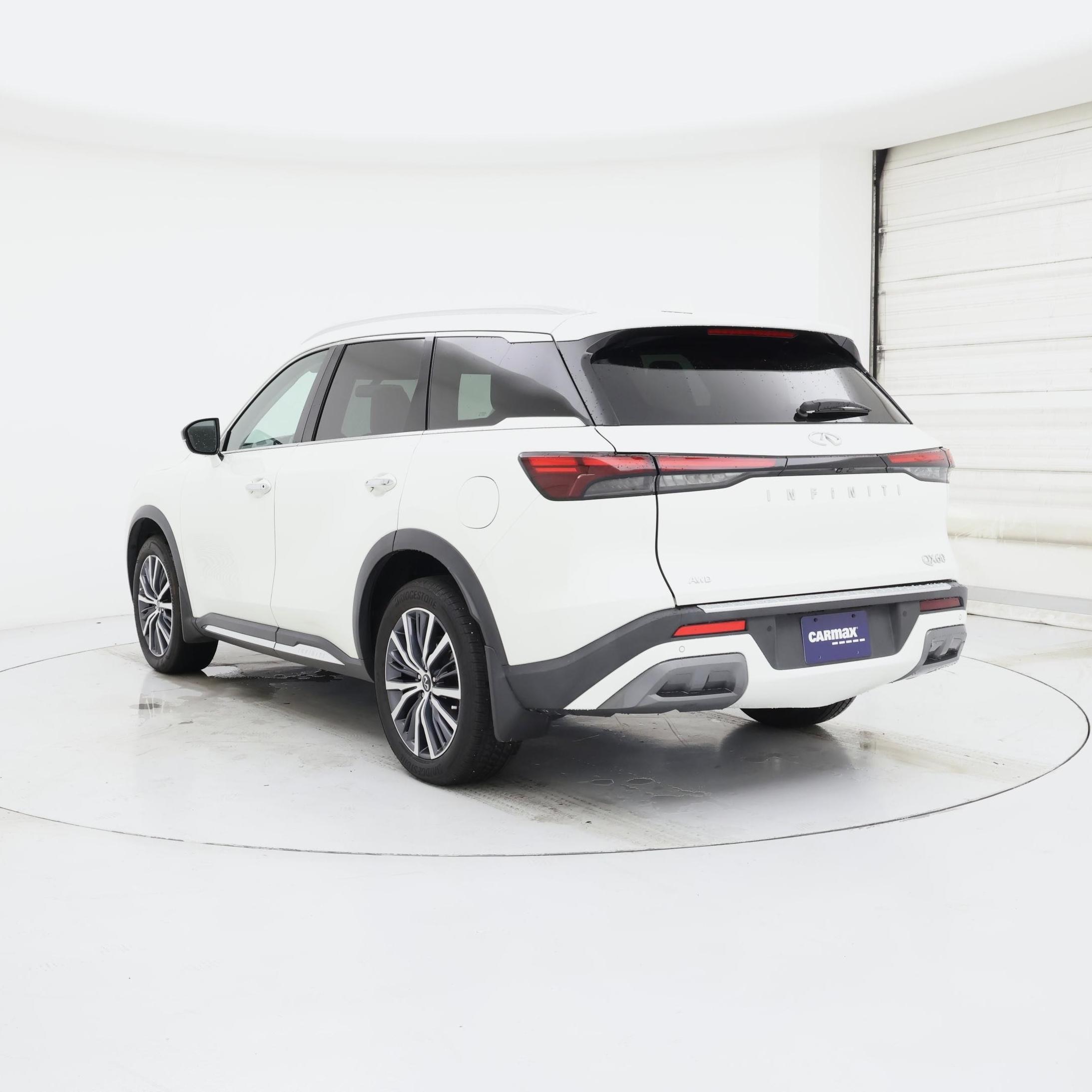 Thumbnail: 2023 INFINITI QX60 - 2
