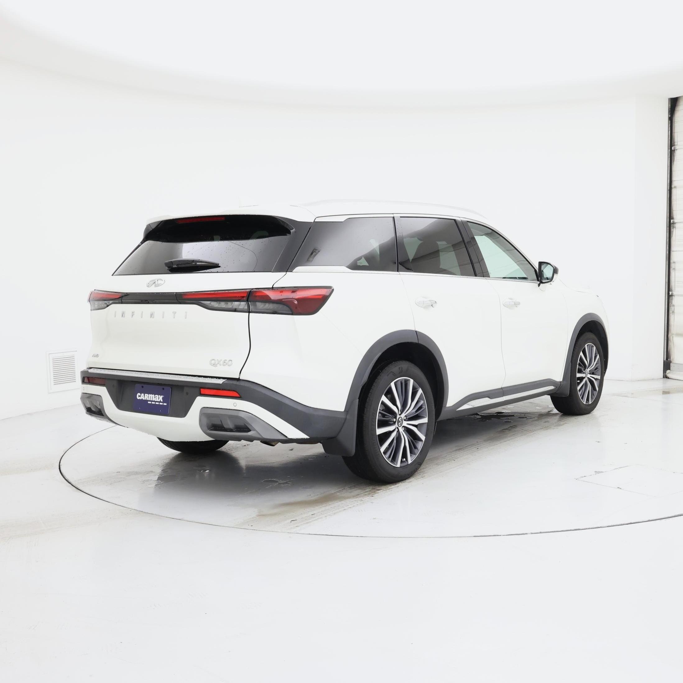 Thumbnail: 2023 INFINITI QX60 - 8