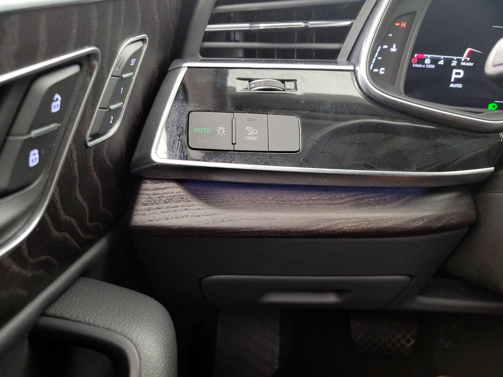 Thumbnail: 2022 Audi Q7 - 13