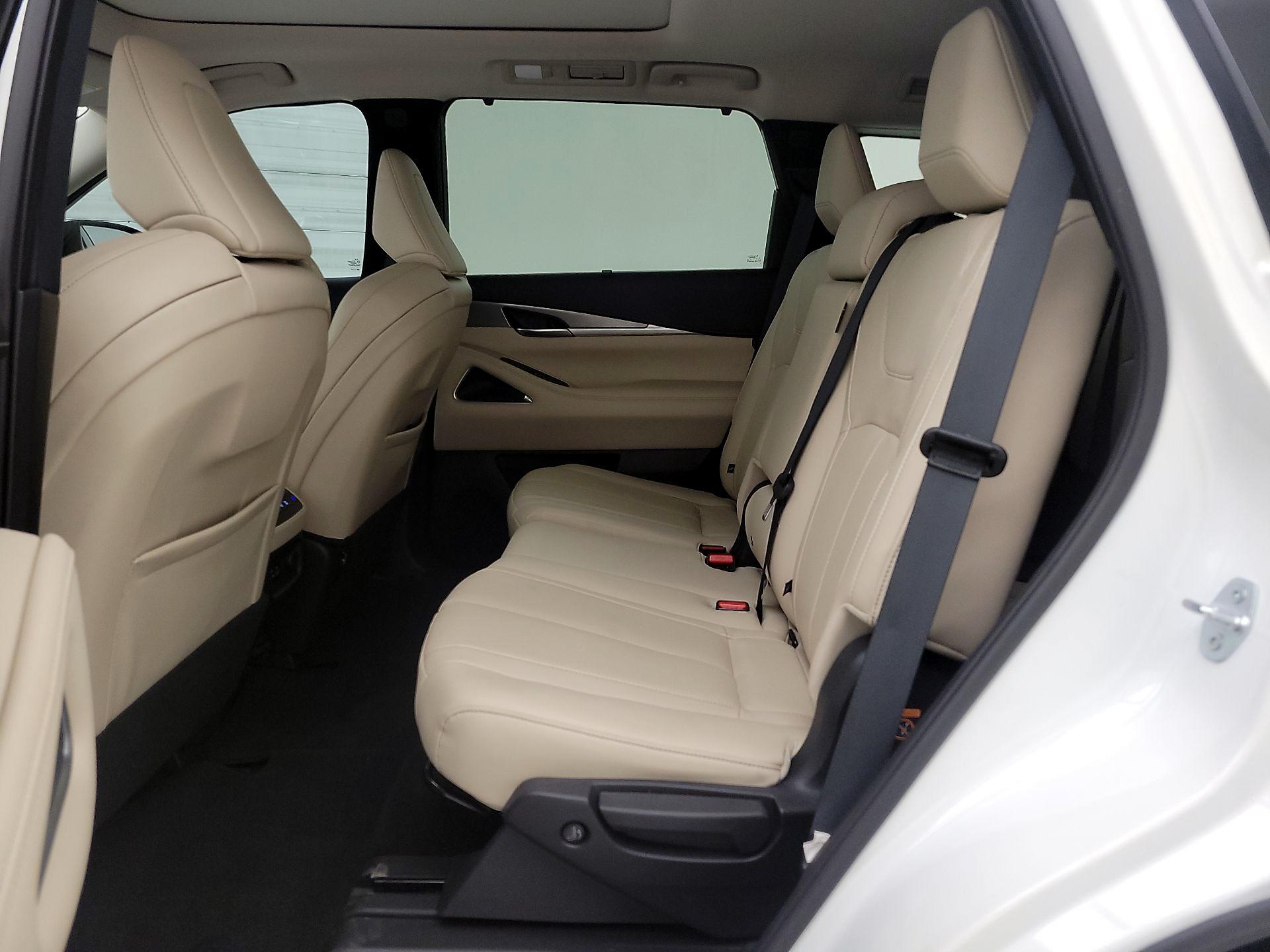 Thumbnail: 2023 INFINITI QX60 - 19