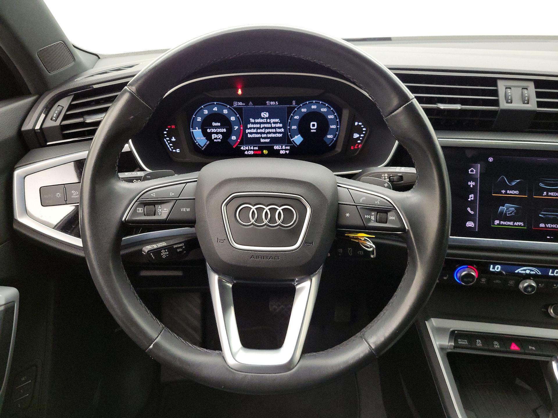 Thumbnail: 2022 Audi Q3 - 10