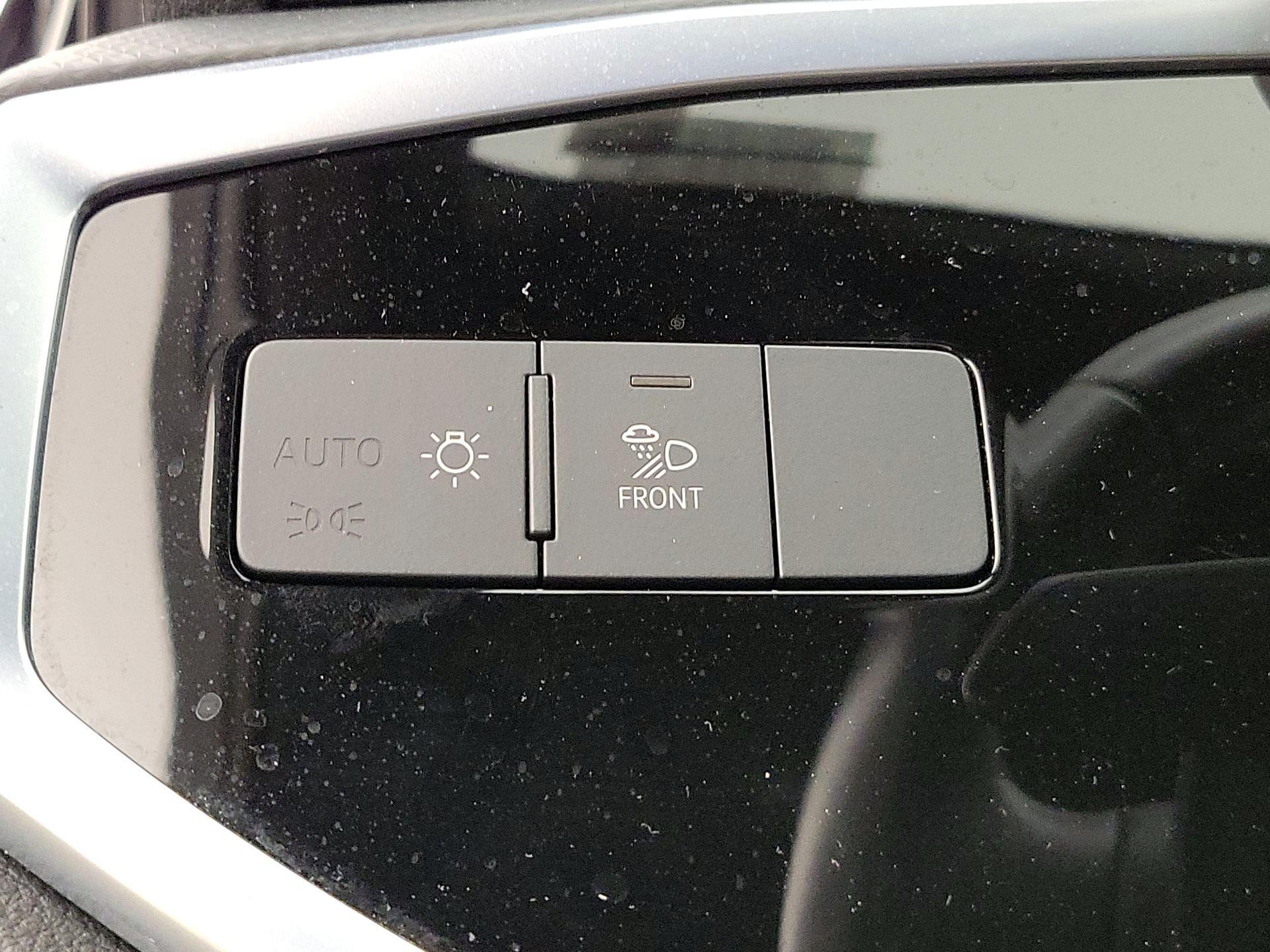 Thumbnail: 2022 Audi Q3 - 13