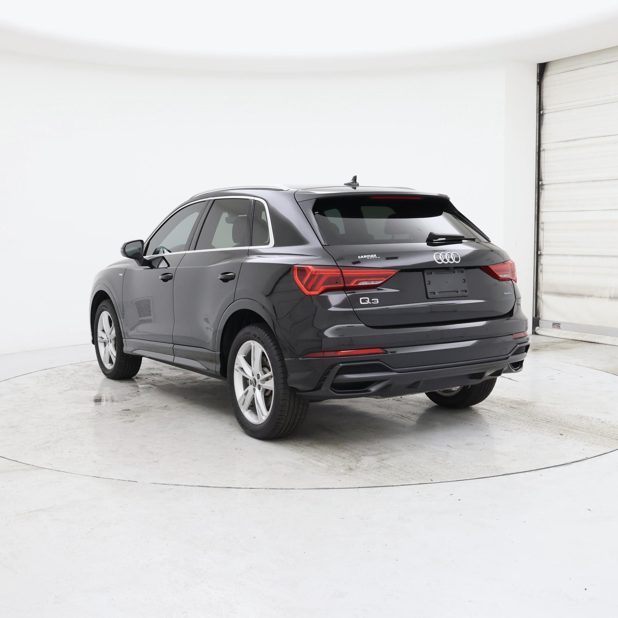 Thumbnail: 2022 Audi Q3 - 2