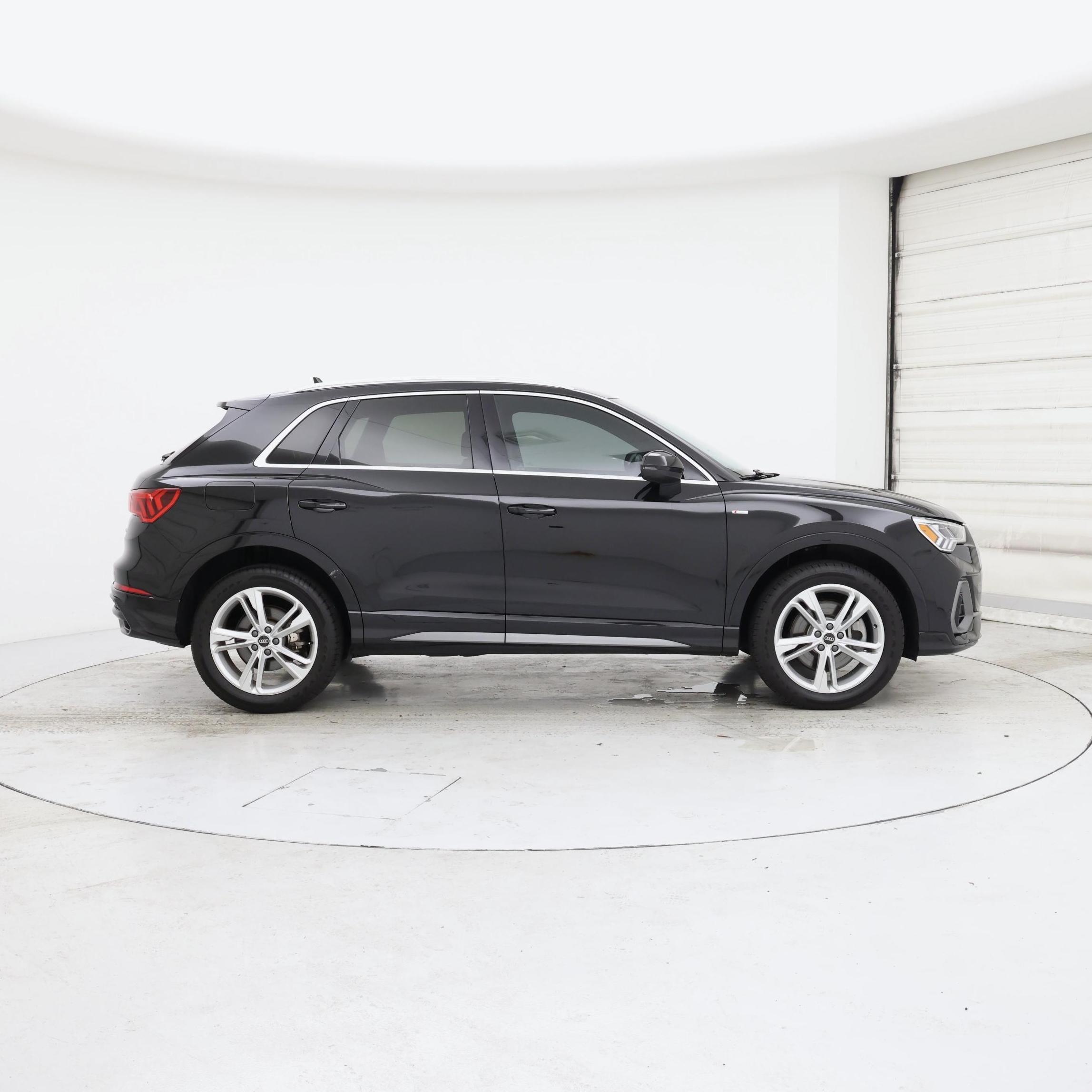Thumbnail: 2022 Audi Q3 - 7
