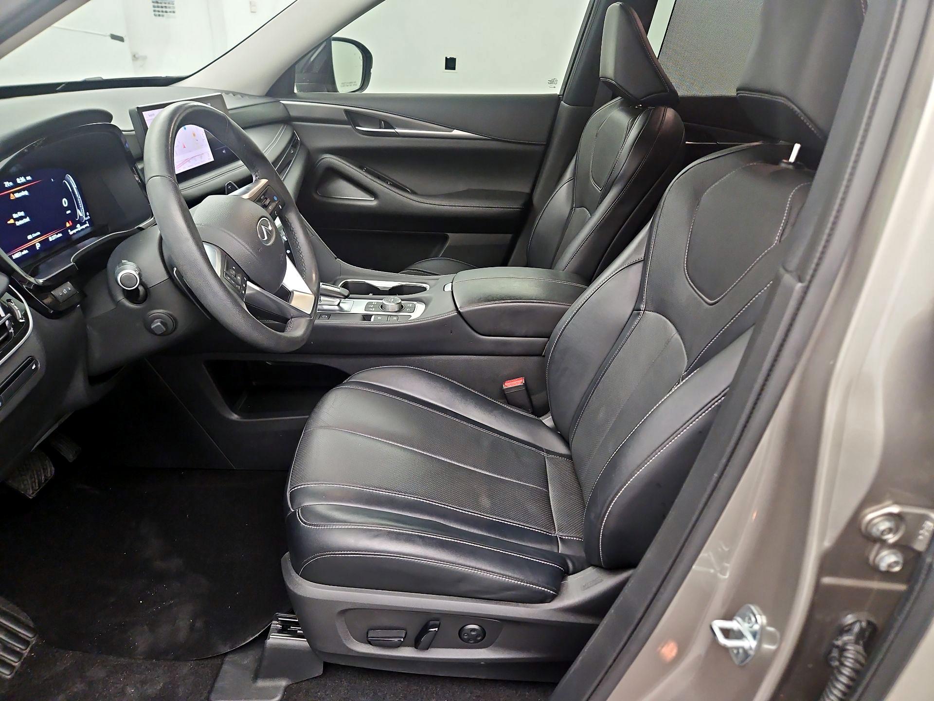 Thumbnail: 2023 INFINITI QX60 - 11