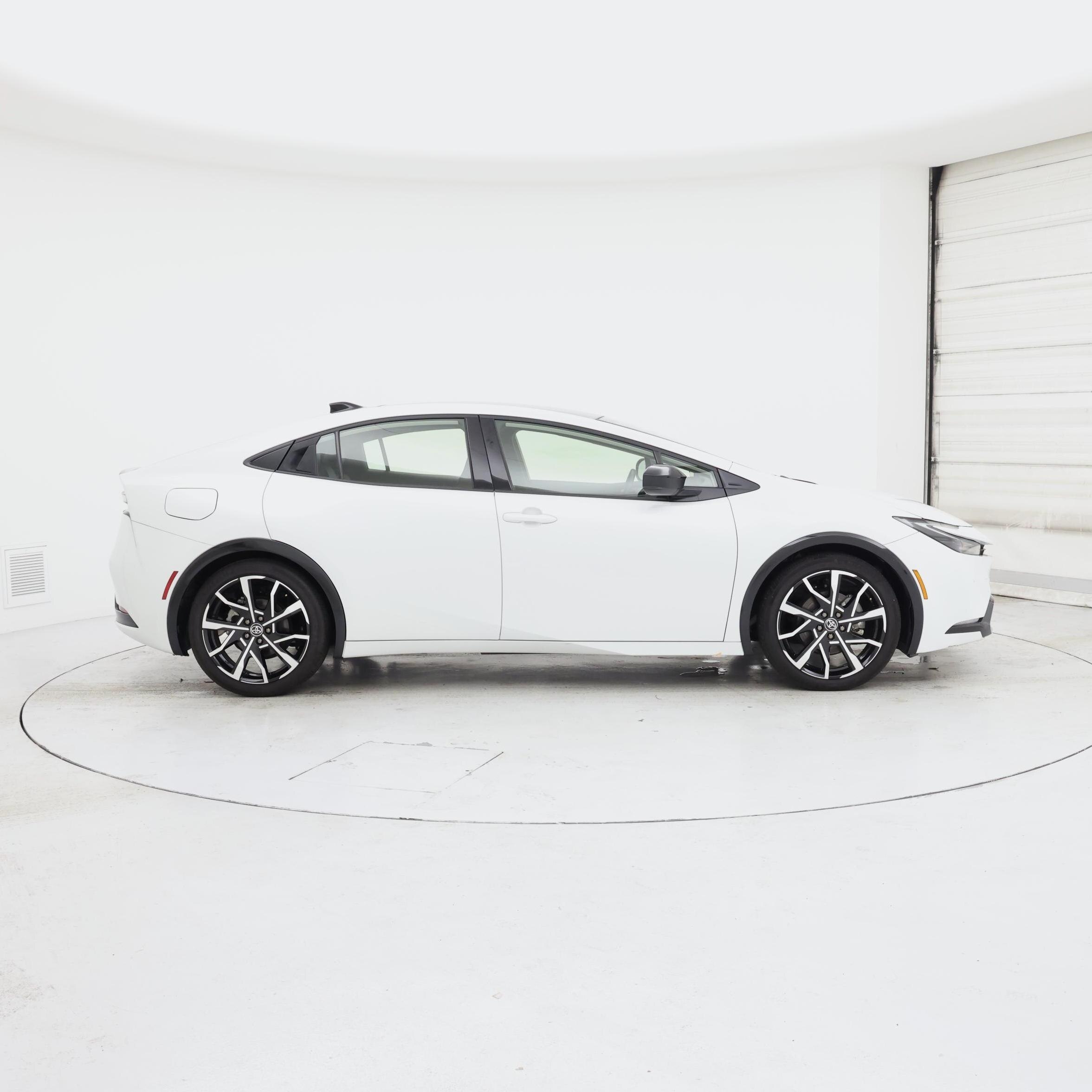 Thumbnail: 2024 Toyota Prius Prime - 7