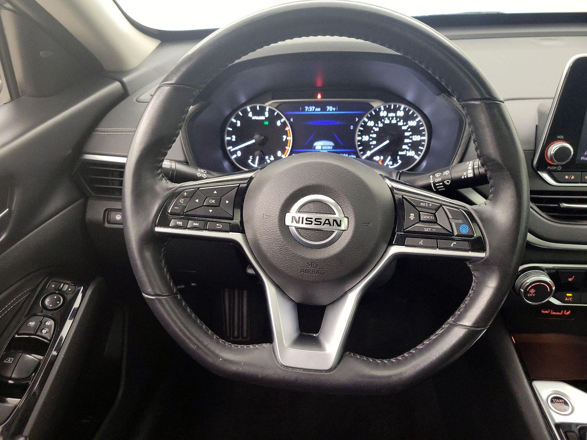 Thumbnail: 2021 Nissan Altima - 10