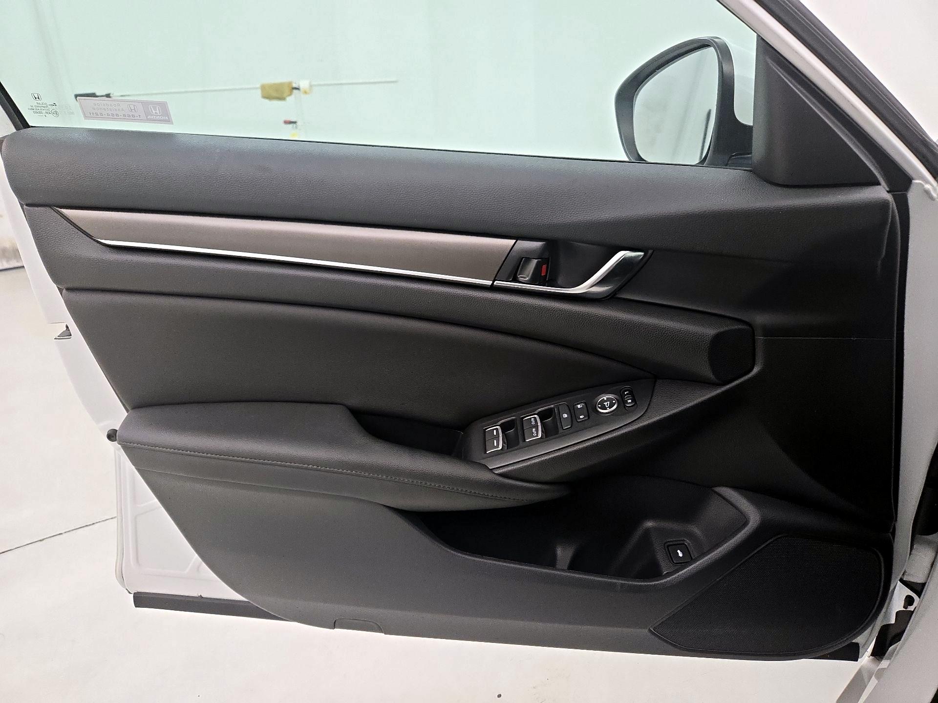 Thumbnail: 2020 Honda Accord - 12