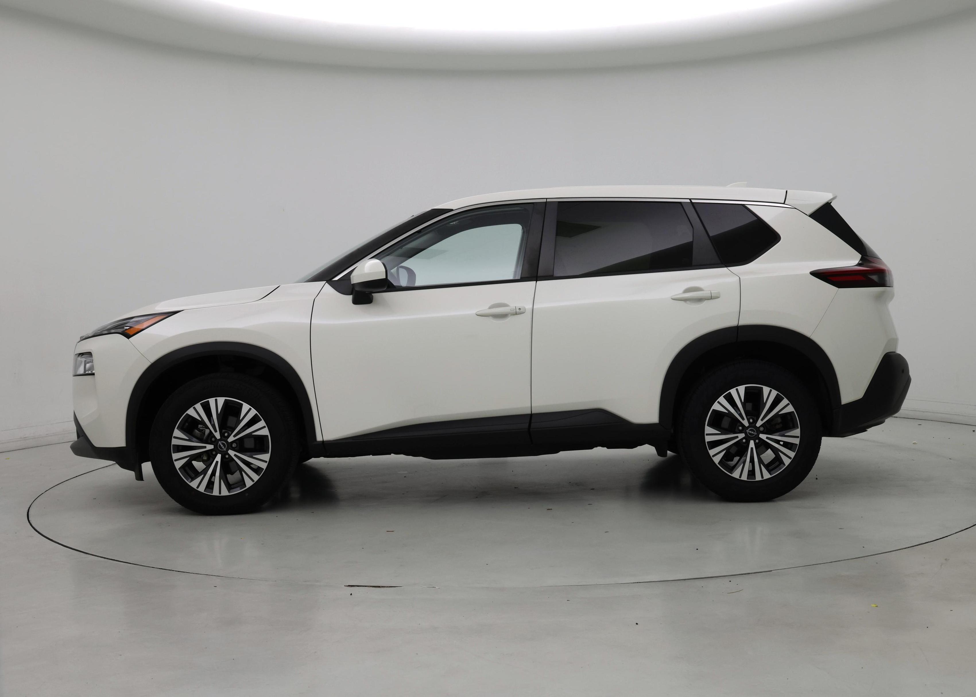 Thumbnail: 2023 Nissan Rogue - 3