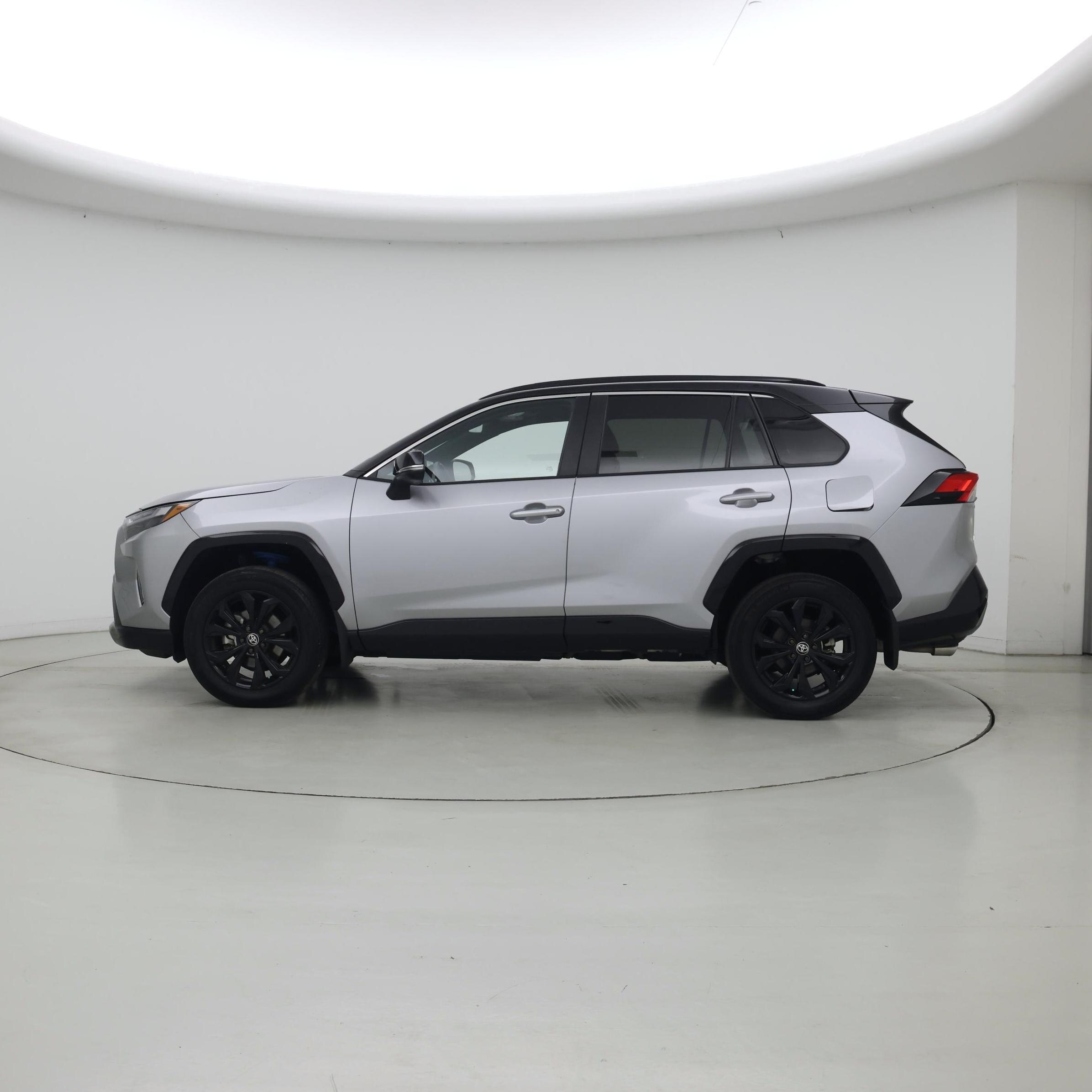 Thumbnail: 2024 Toyota RAV4 - 3