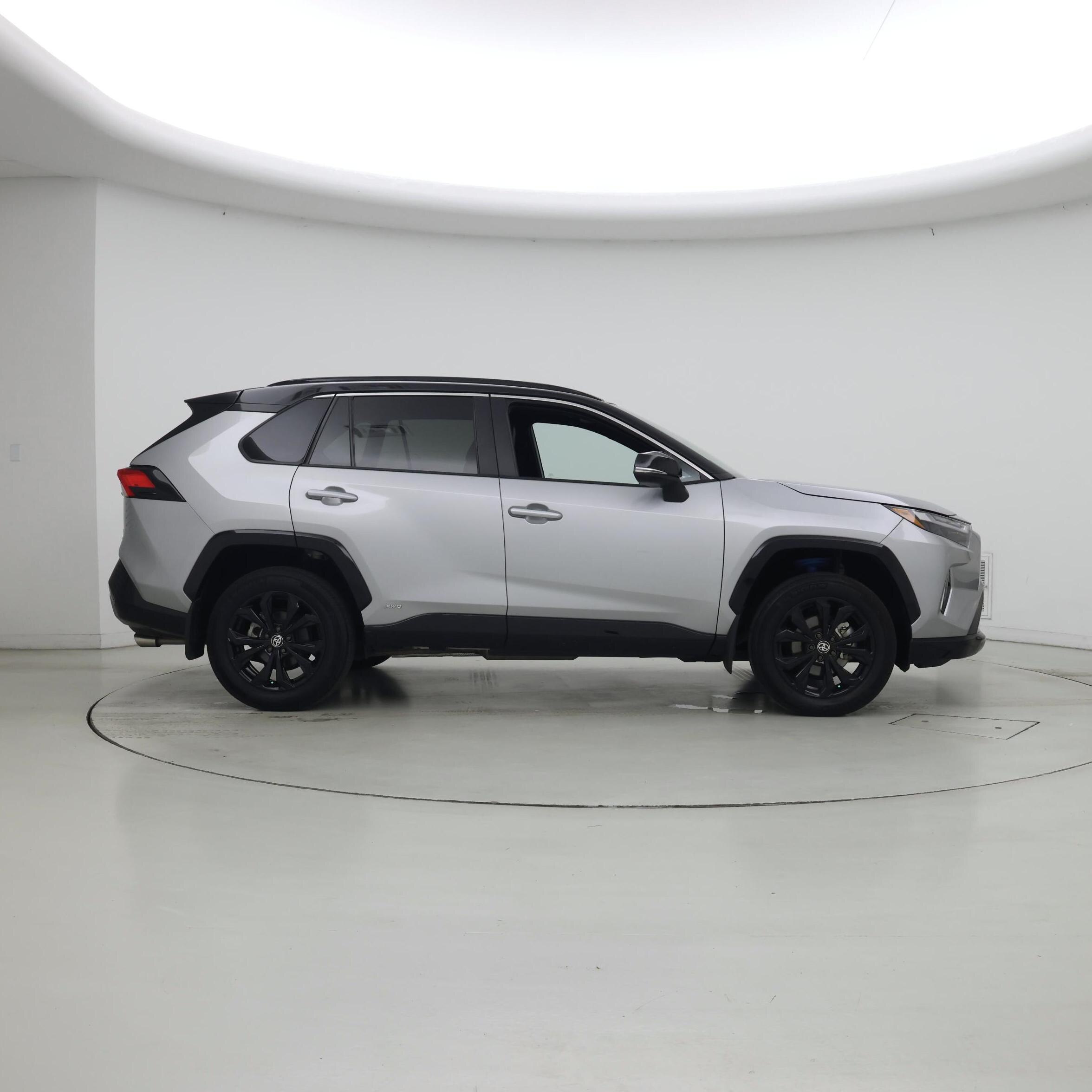Thumbnail: 2024 Toyota RAV4 - 7