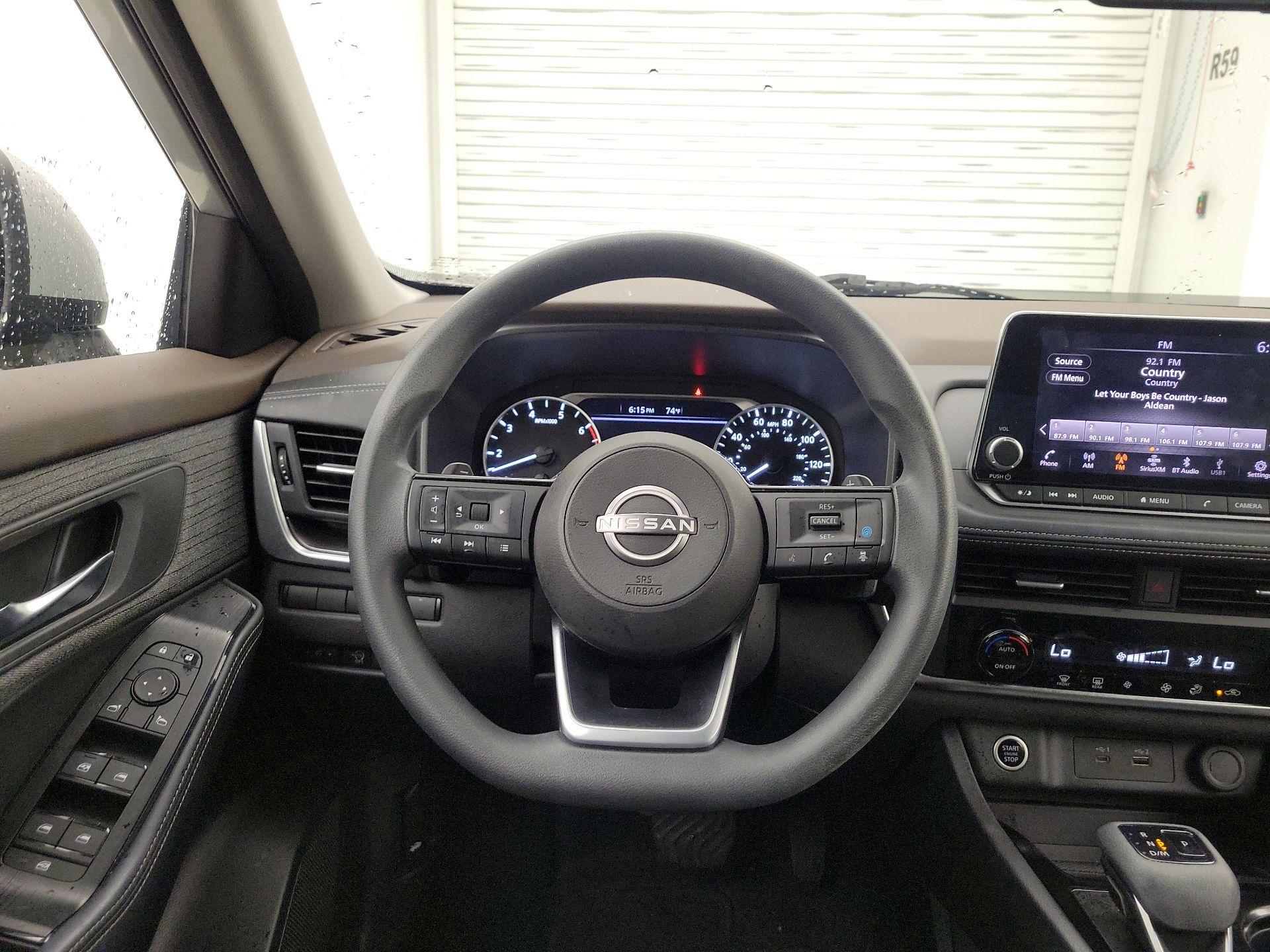 Thumbnail: 2023 Nissan Rogue - 10