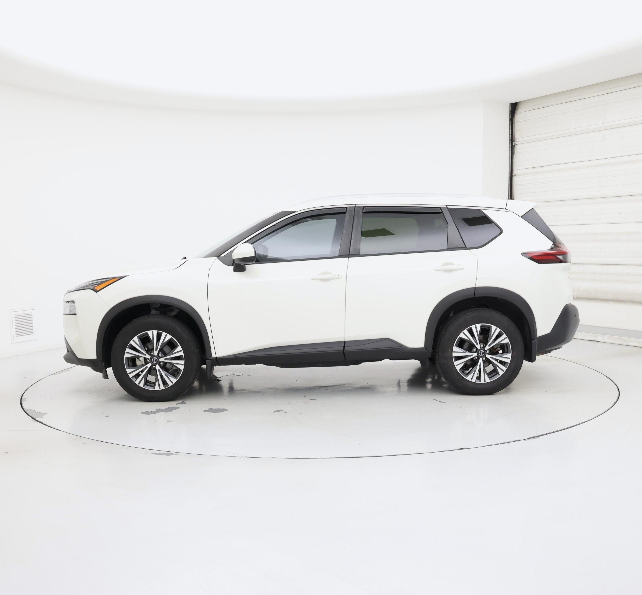 Thumbnail: 2023 Nissan Rogue - 3