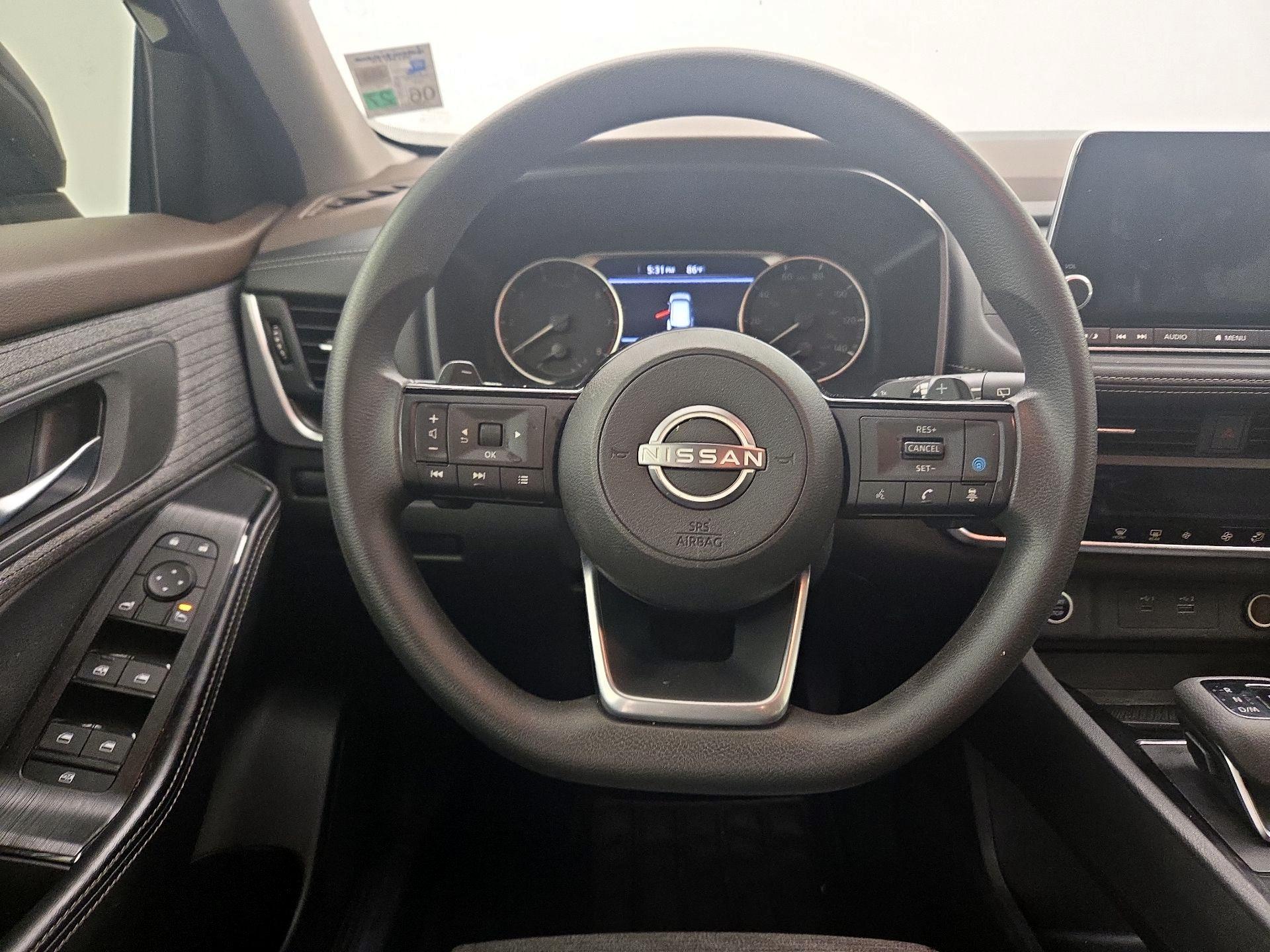 Thumbnail: 2023 Nissan Rogue - 10