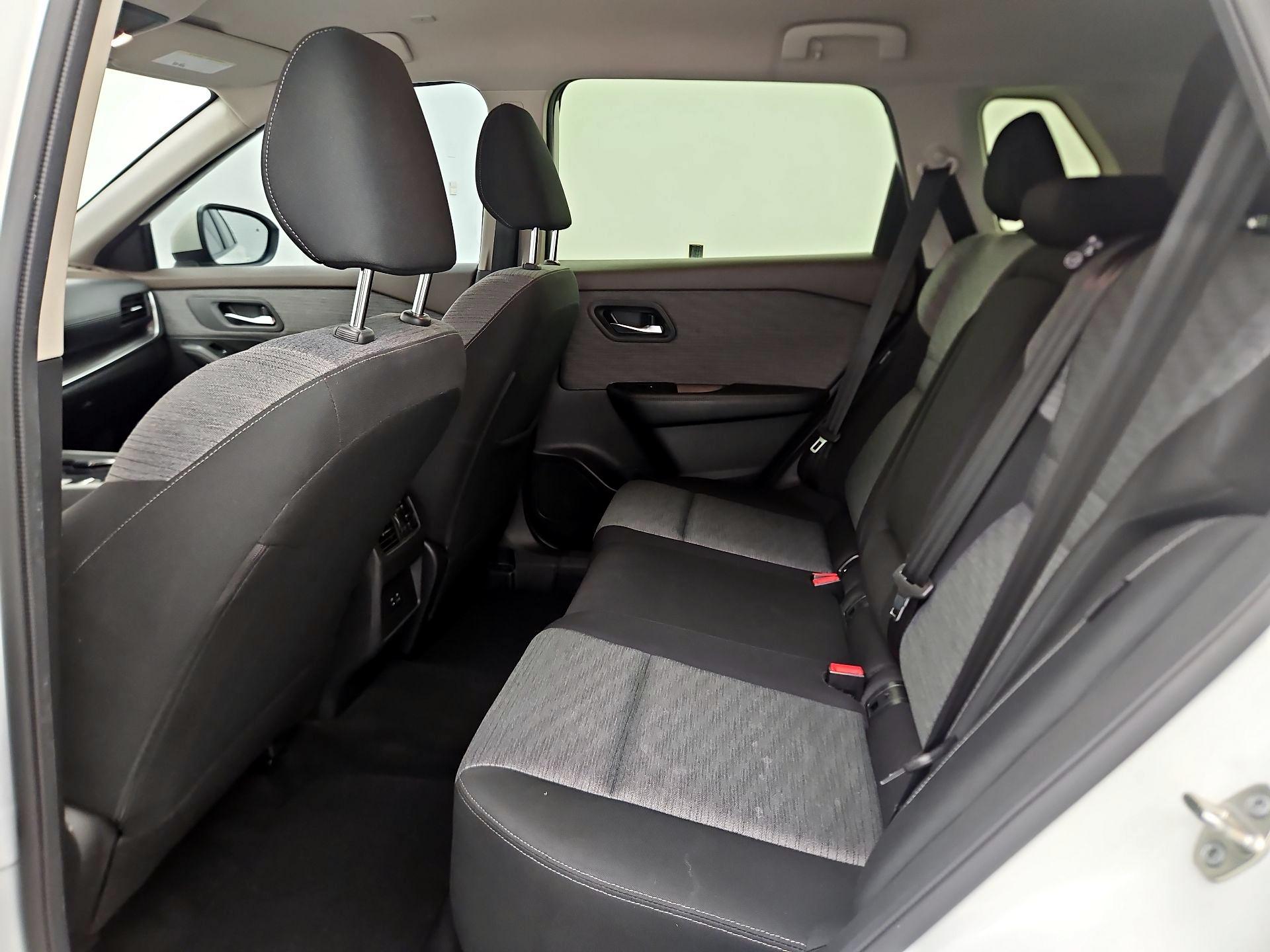 Thumbnail: 2023 Nissan Rogue - 17