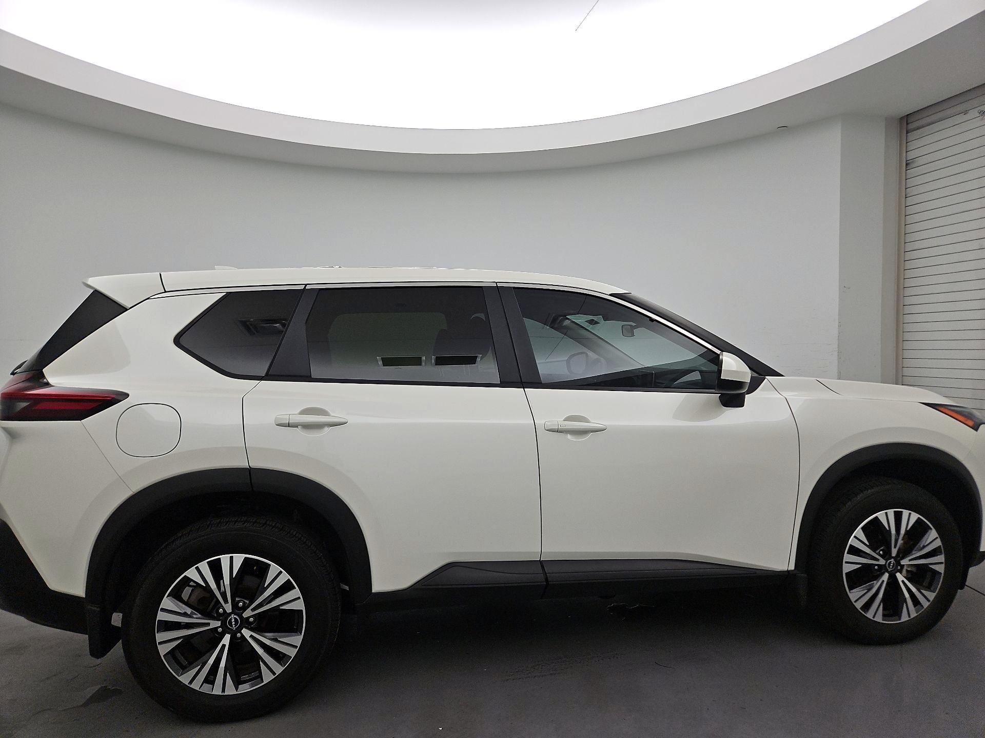 Thumbnail: 2023 Nissan Rogue - 4