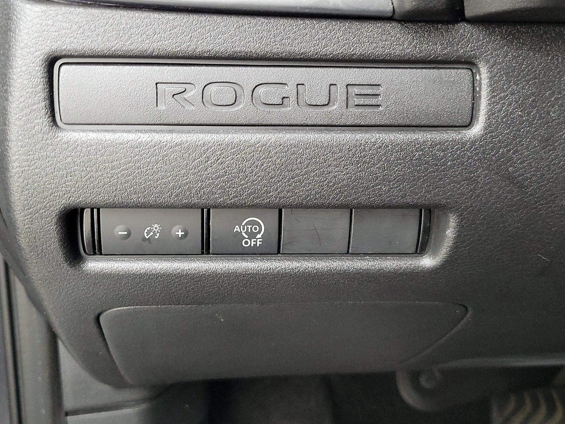Thumbnail: 2023 Nissan Rogue - 13