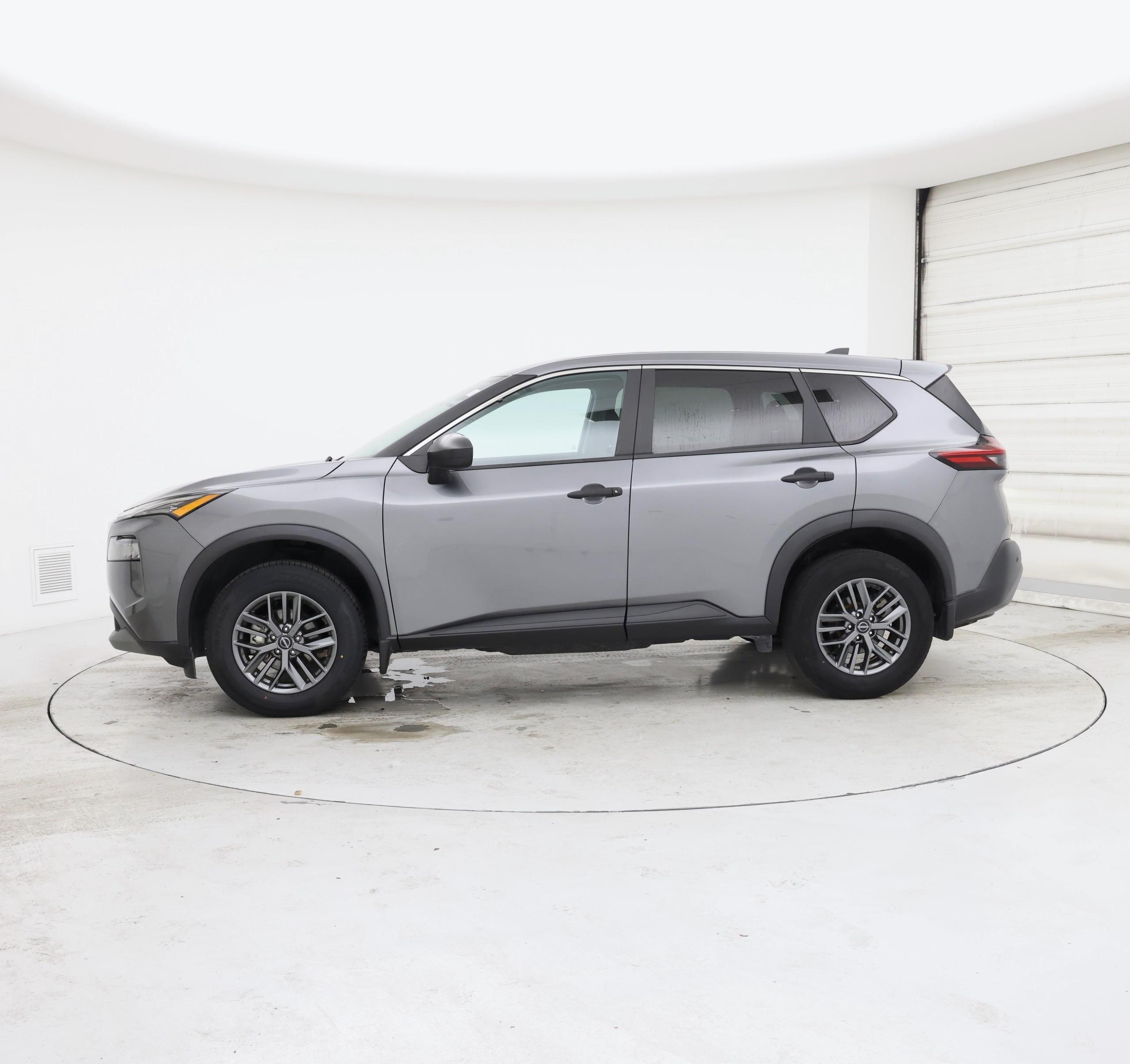 Thumbnail: 2023 Nissan Rogue - 3