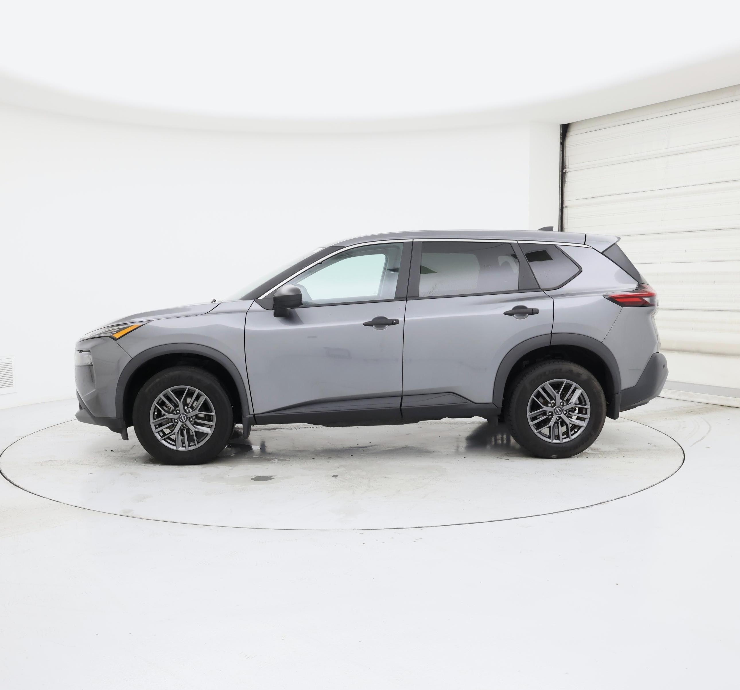 Thumbnail: 2023 Nissan Rogue - 3