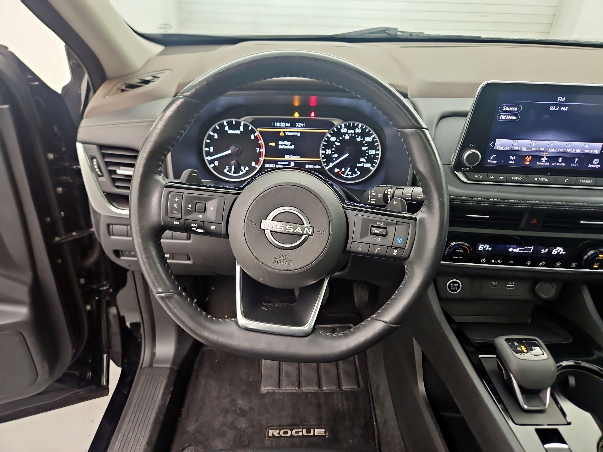 Thumbnail: 2023 Nissan Rogue - 10