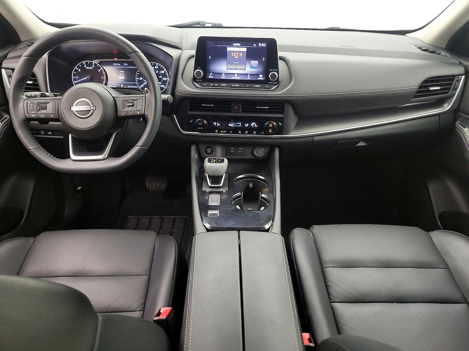 2024 Nissan Rogue SV - Photo 10