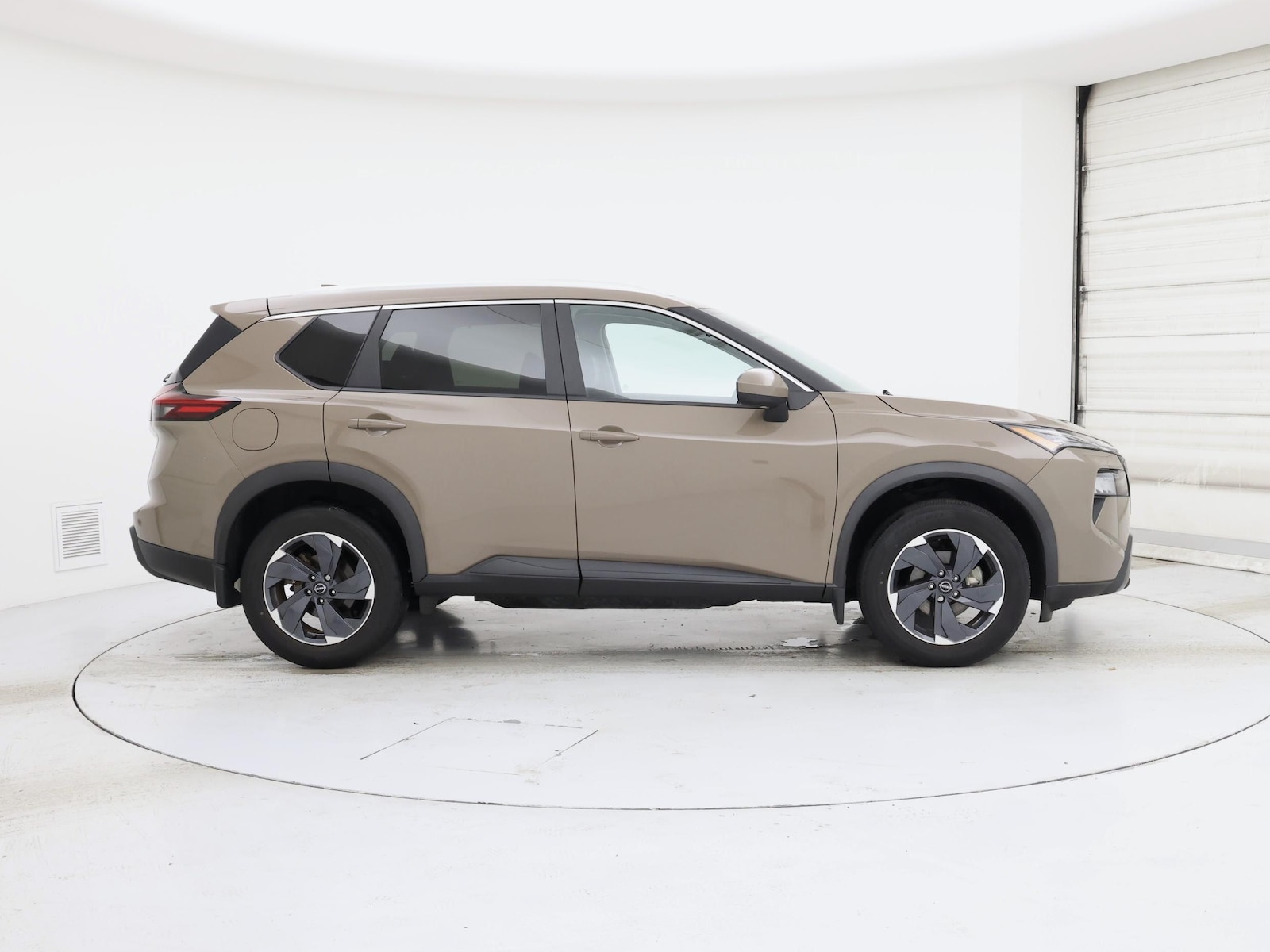 2024 Nissan Rogue SV - Photo 8