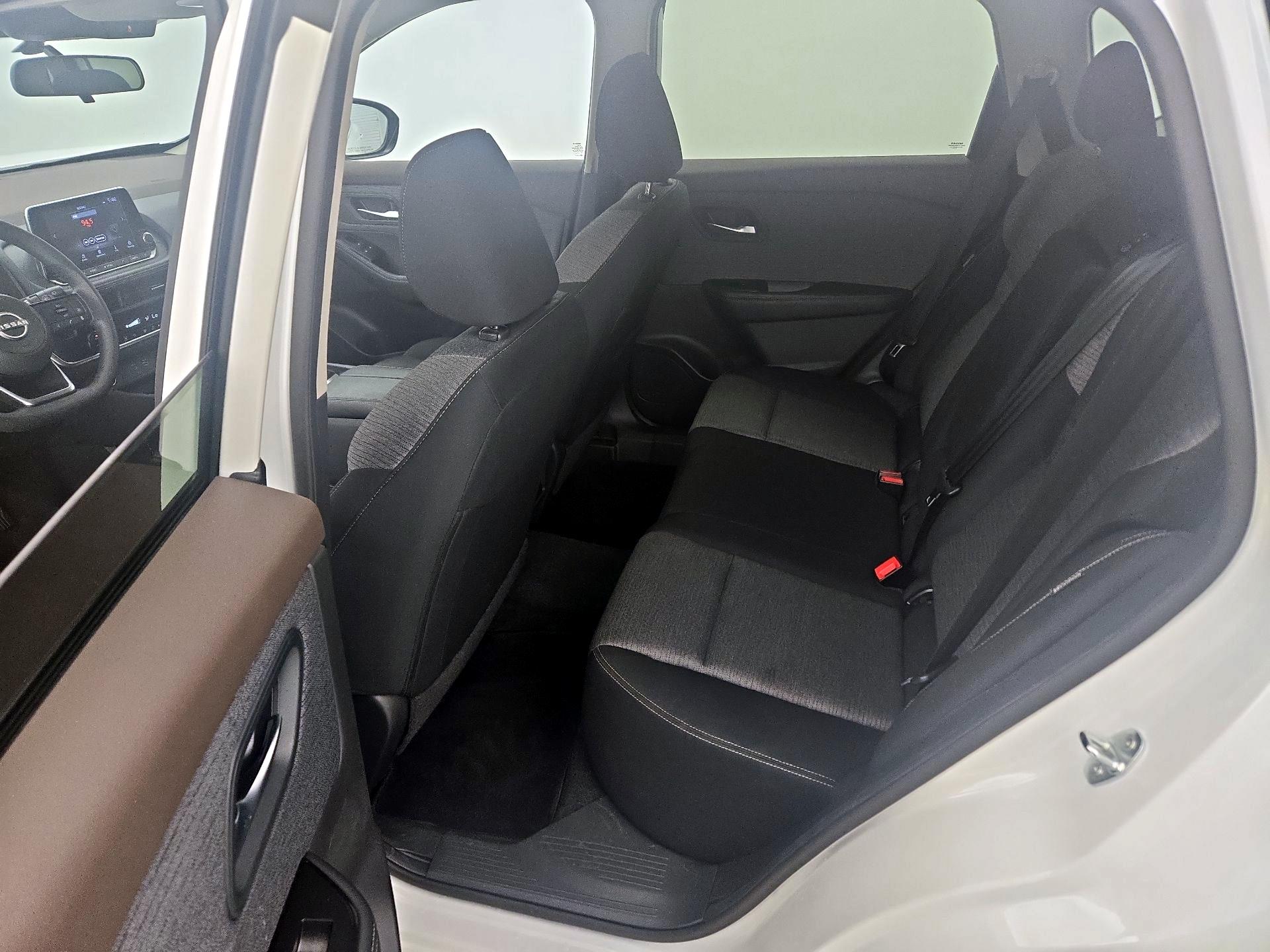 Thumbnail: 2023 Nissan Rogue - 19
