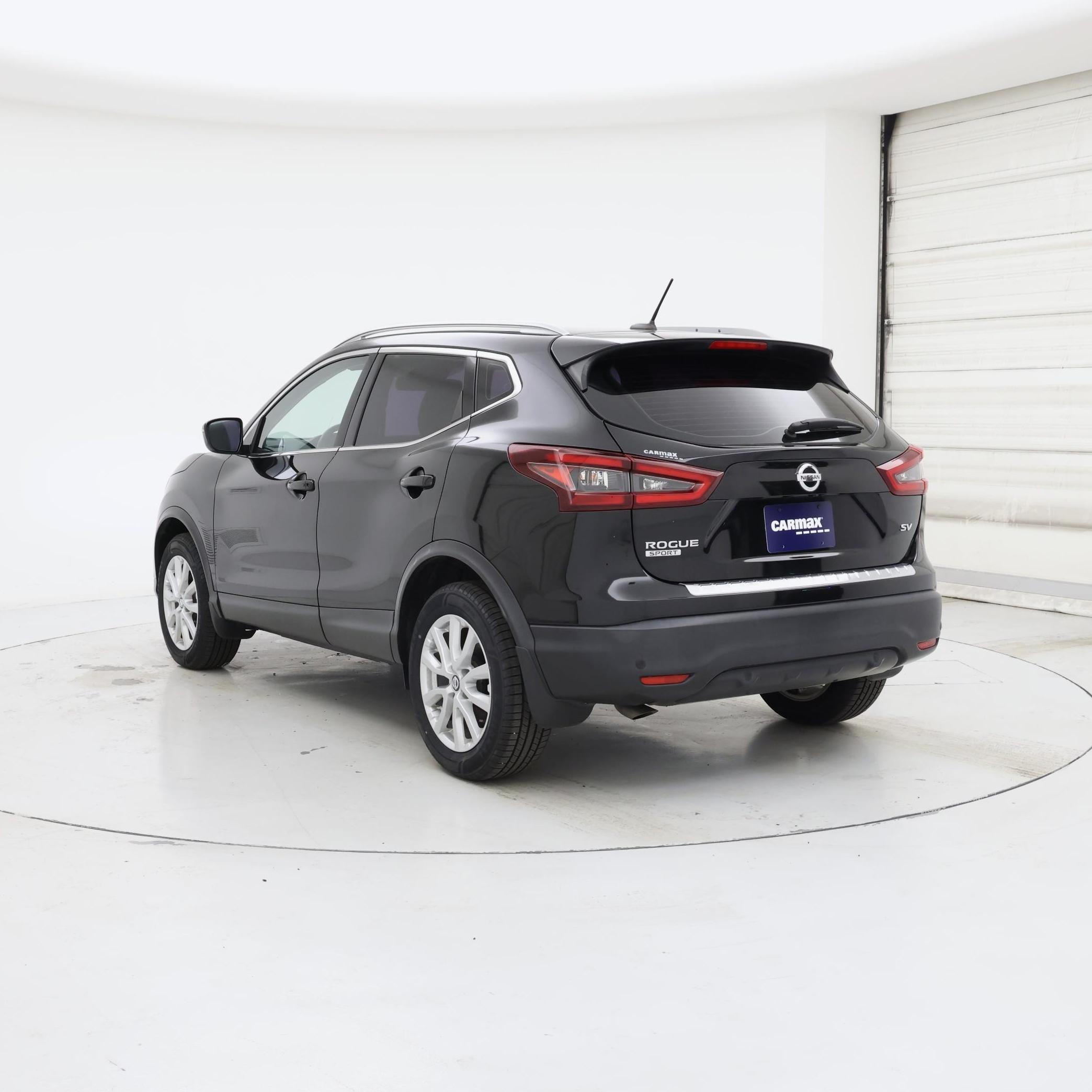 Thumbnail: 2022 Nissan Rogue Sport - 2