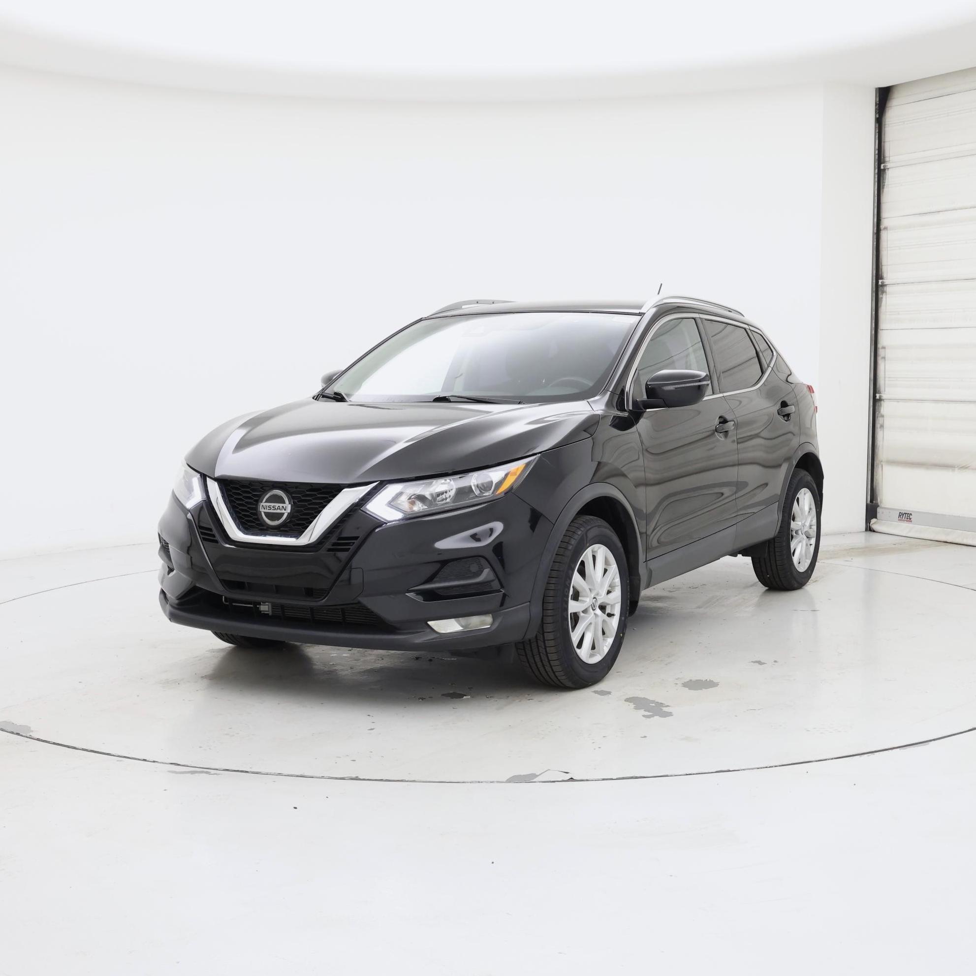 Thumbnail: 2022 Nissan Rogue Sport - 4