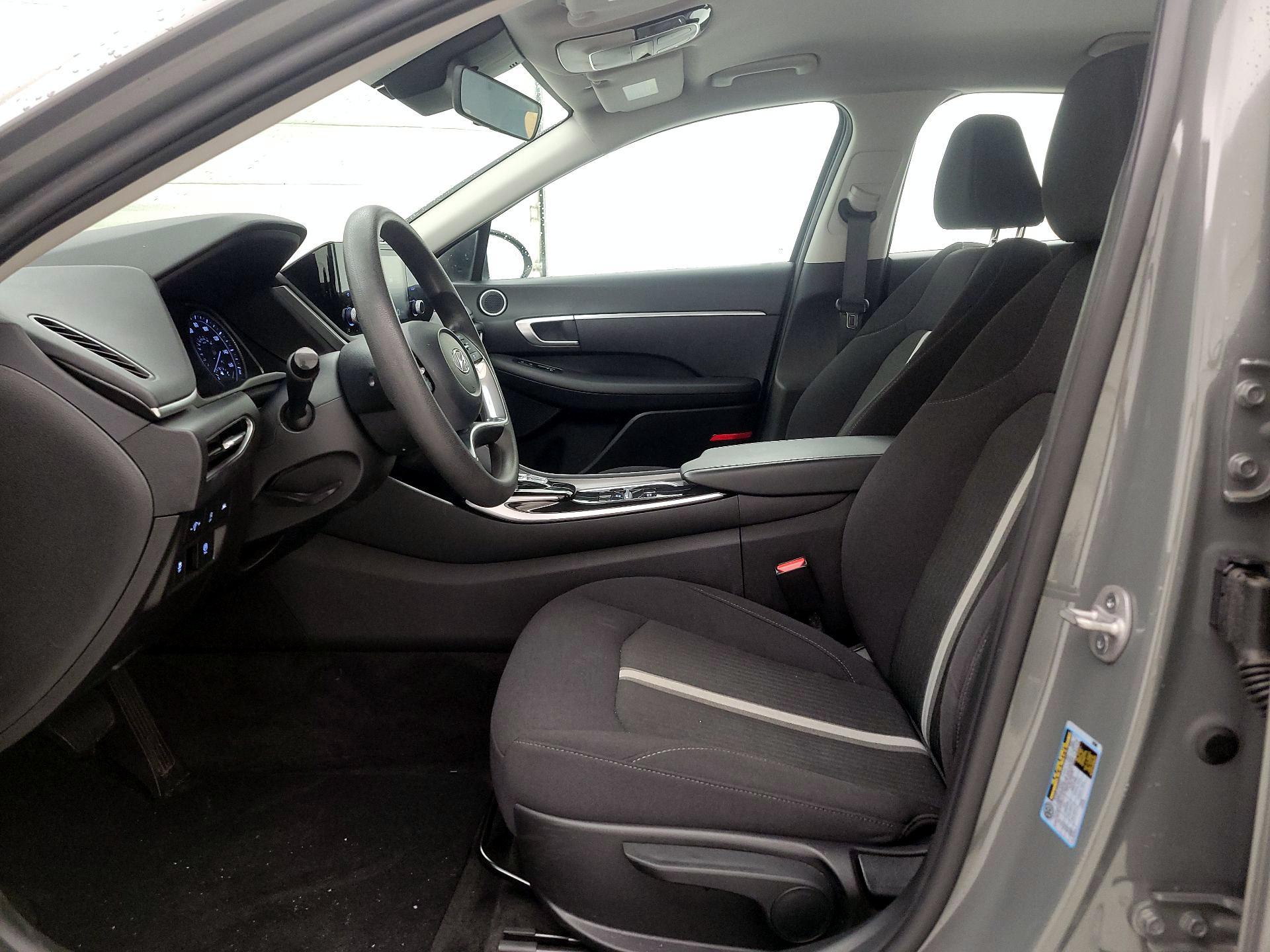 Thumbnail: 2023 Hyundai Sonata - 11