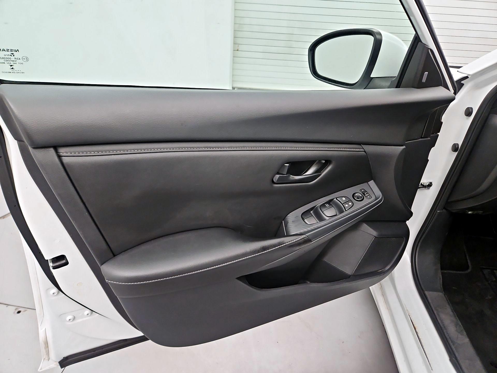Thumbnail: 2024 Nissan Sentra - 10