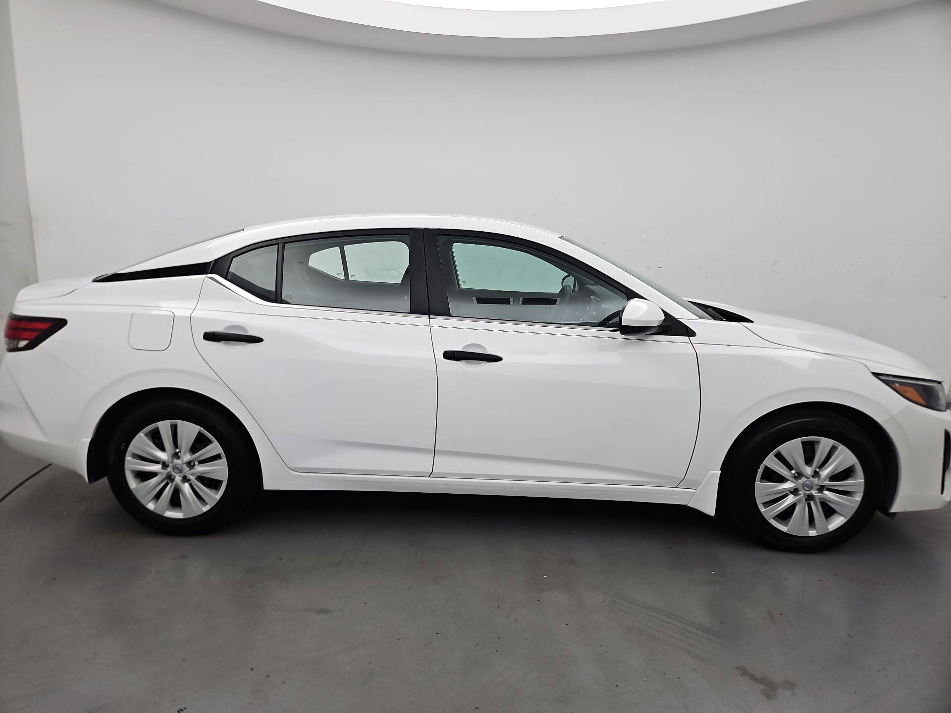Thumbnail: 2024 Nissan Sentra - 4