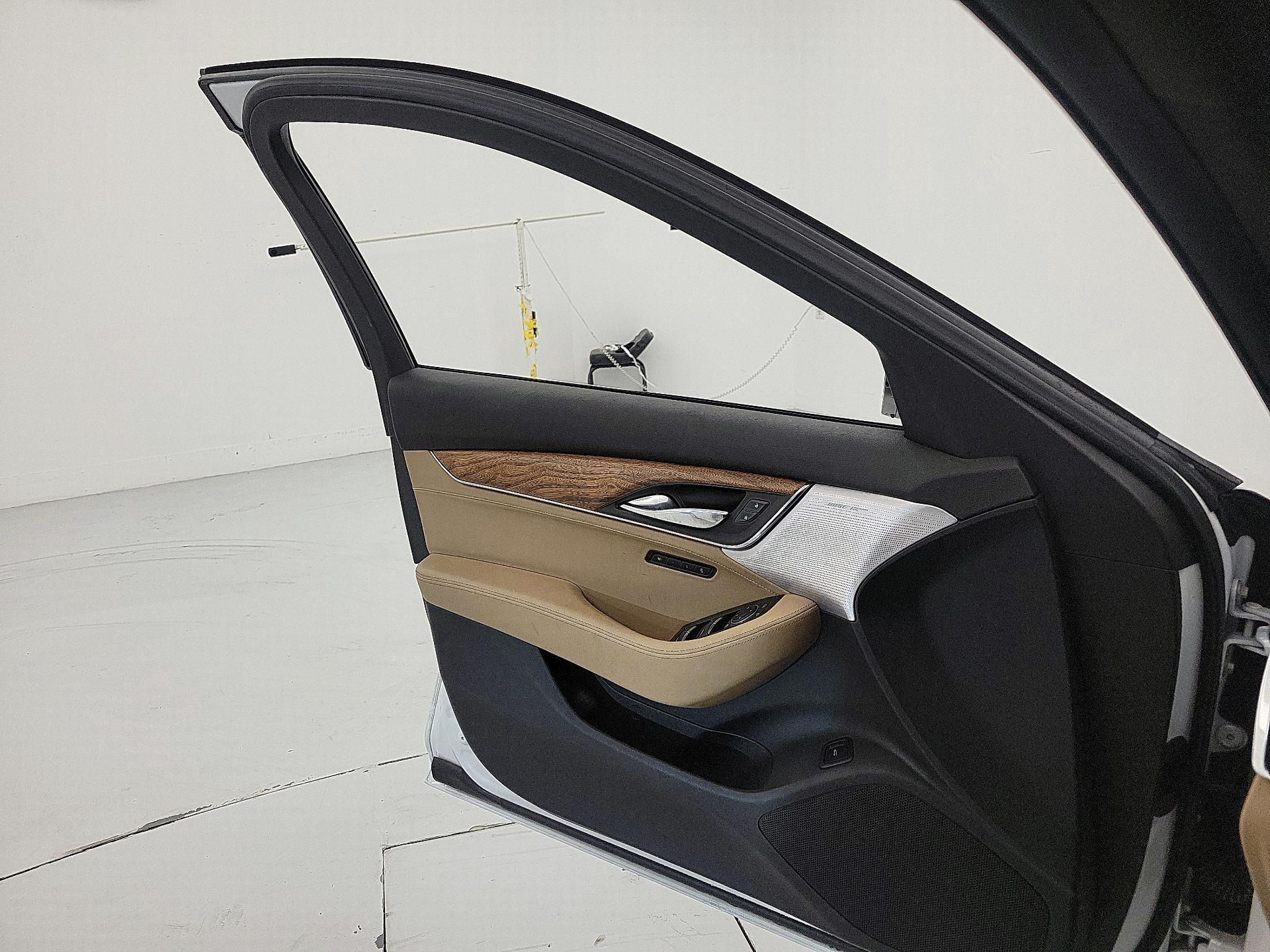 Thumbnail: 2021 Cadillac CT5 - 12