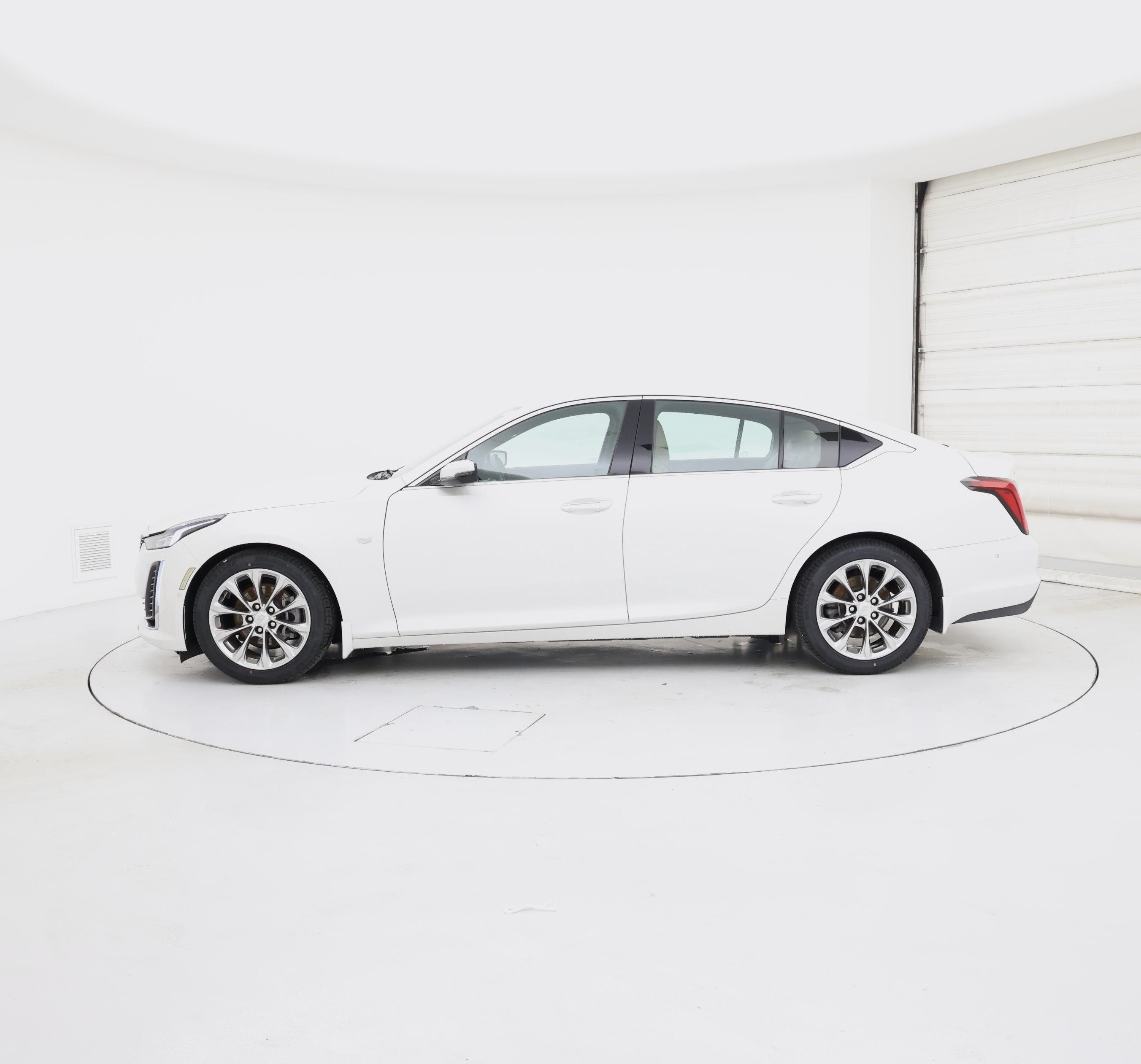 Thumbnail: 2021 Cadillac CT5 - 3