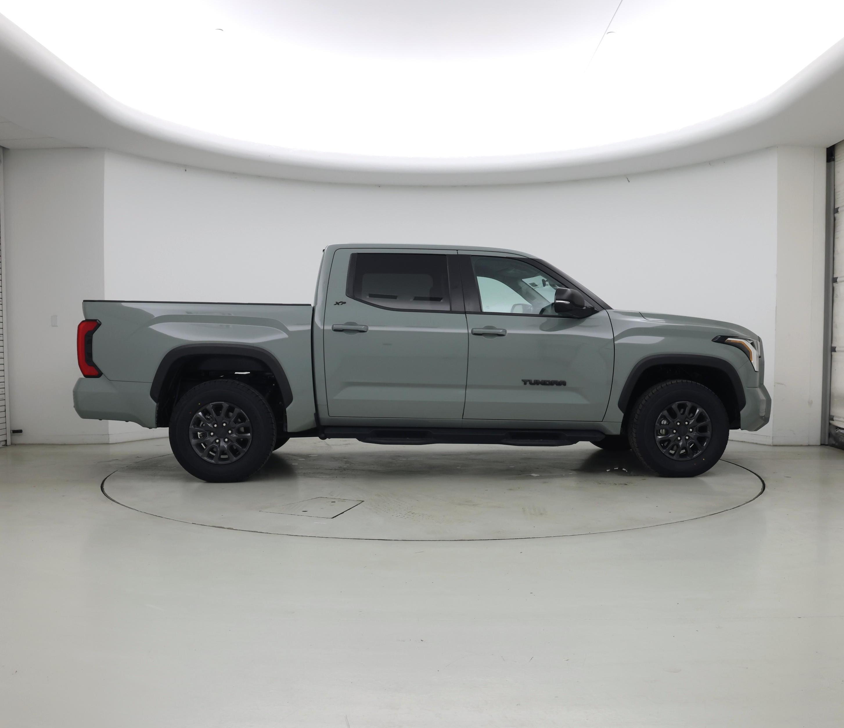 Thumbnail: 2024 Toyota Tundra - 7
