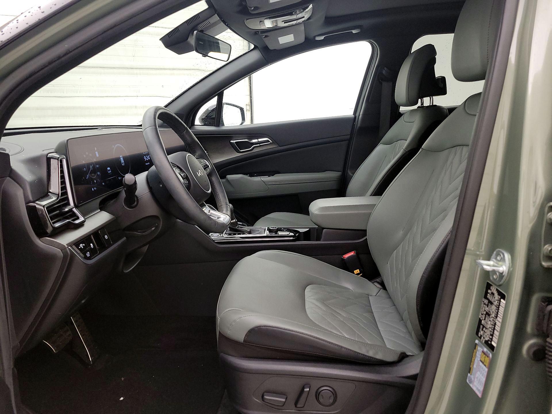 Thumbnail: 2023 Kia Sportage - 11