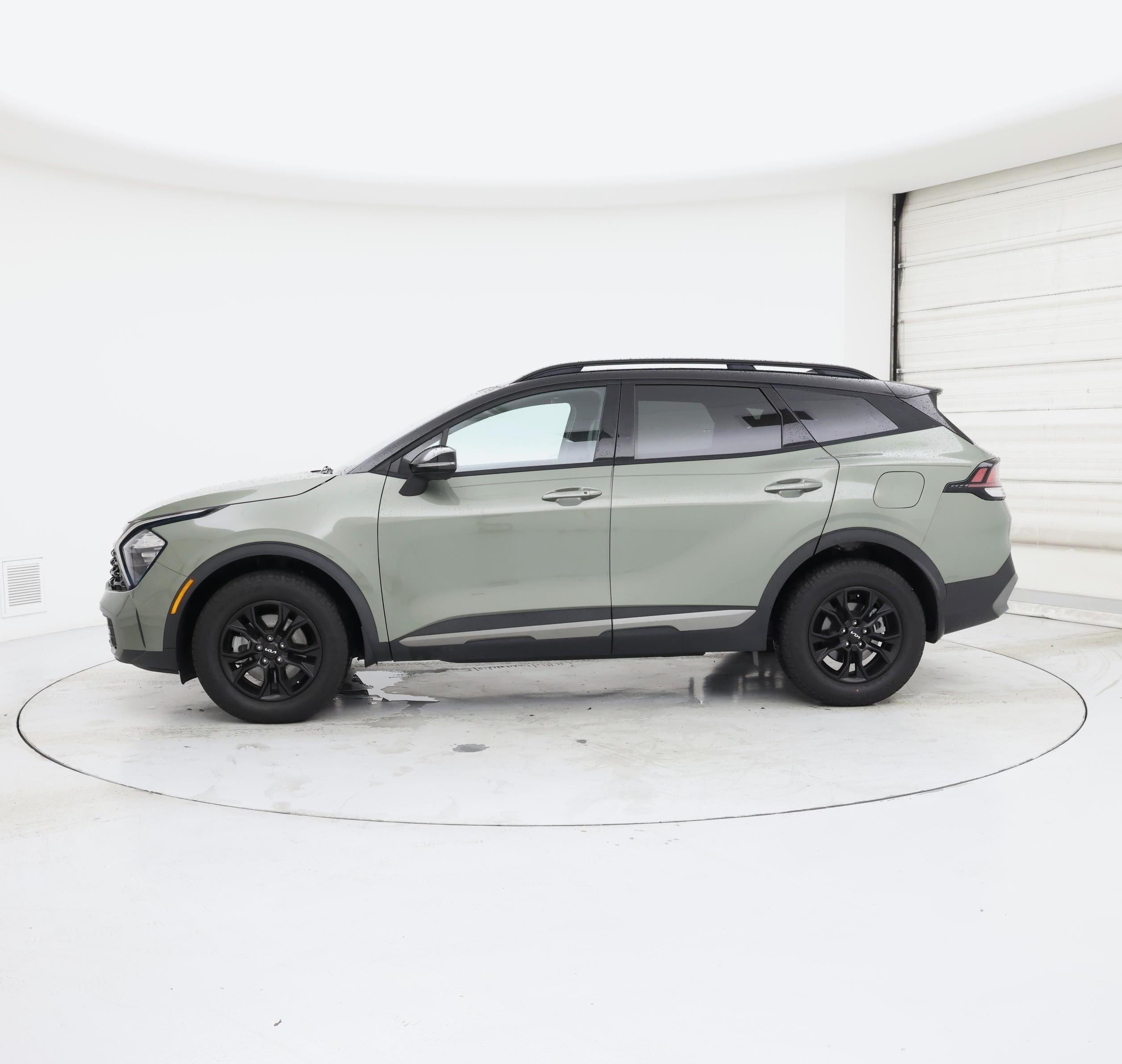 Thumbnail: 2023 Kia Sportage - 3