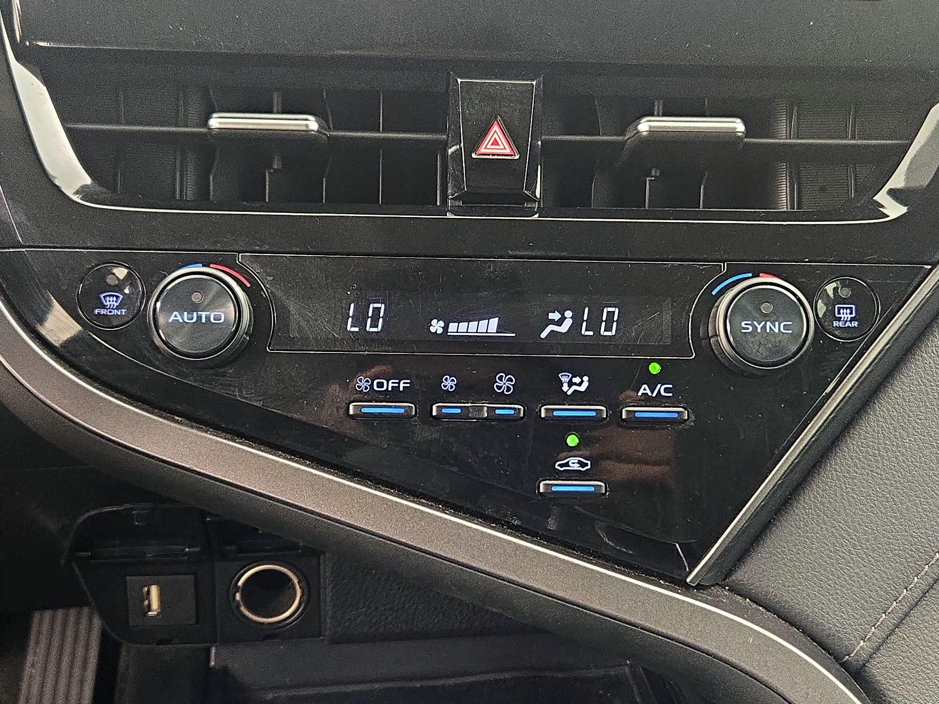 Thumbnail: 2023 Toyota Camry - 16