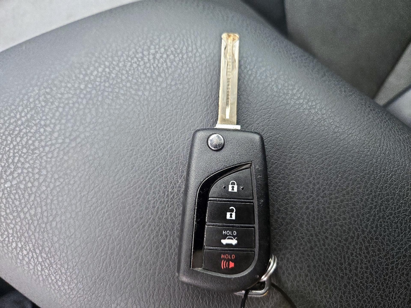 2023 Toyota Camry LE - Photo 22