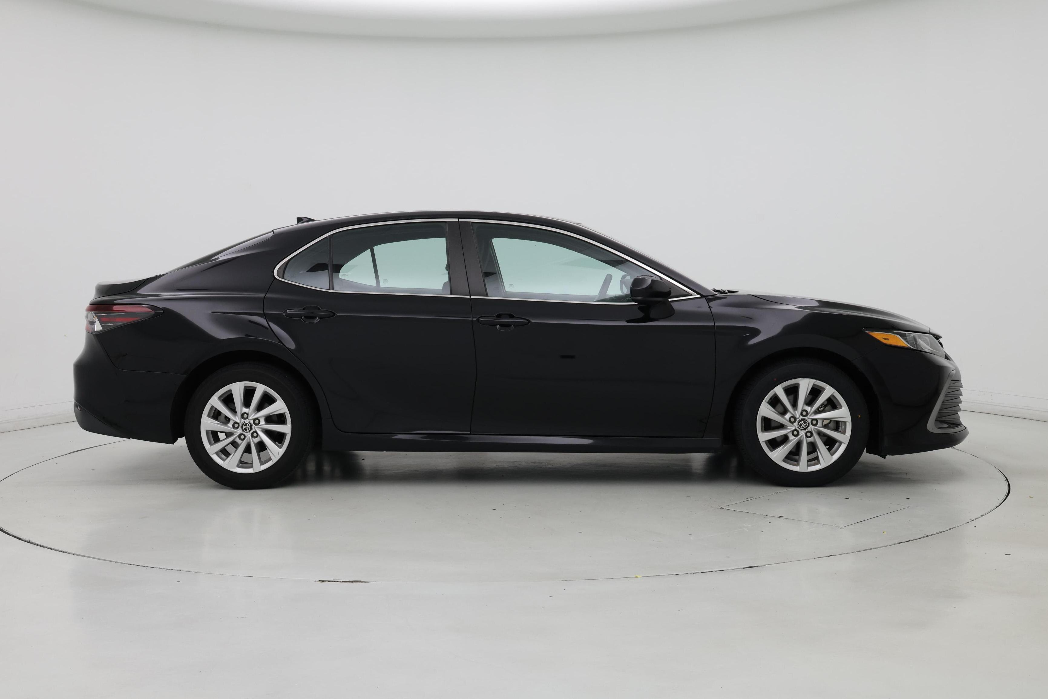Thumbnail: 2023 Toyota Camry - 7