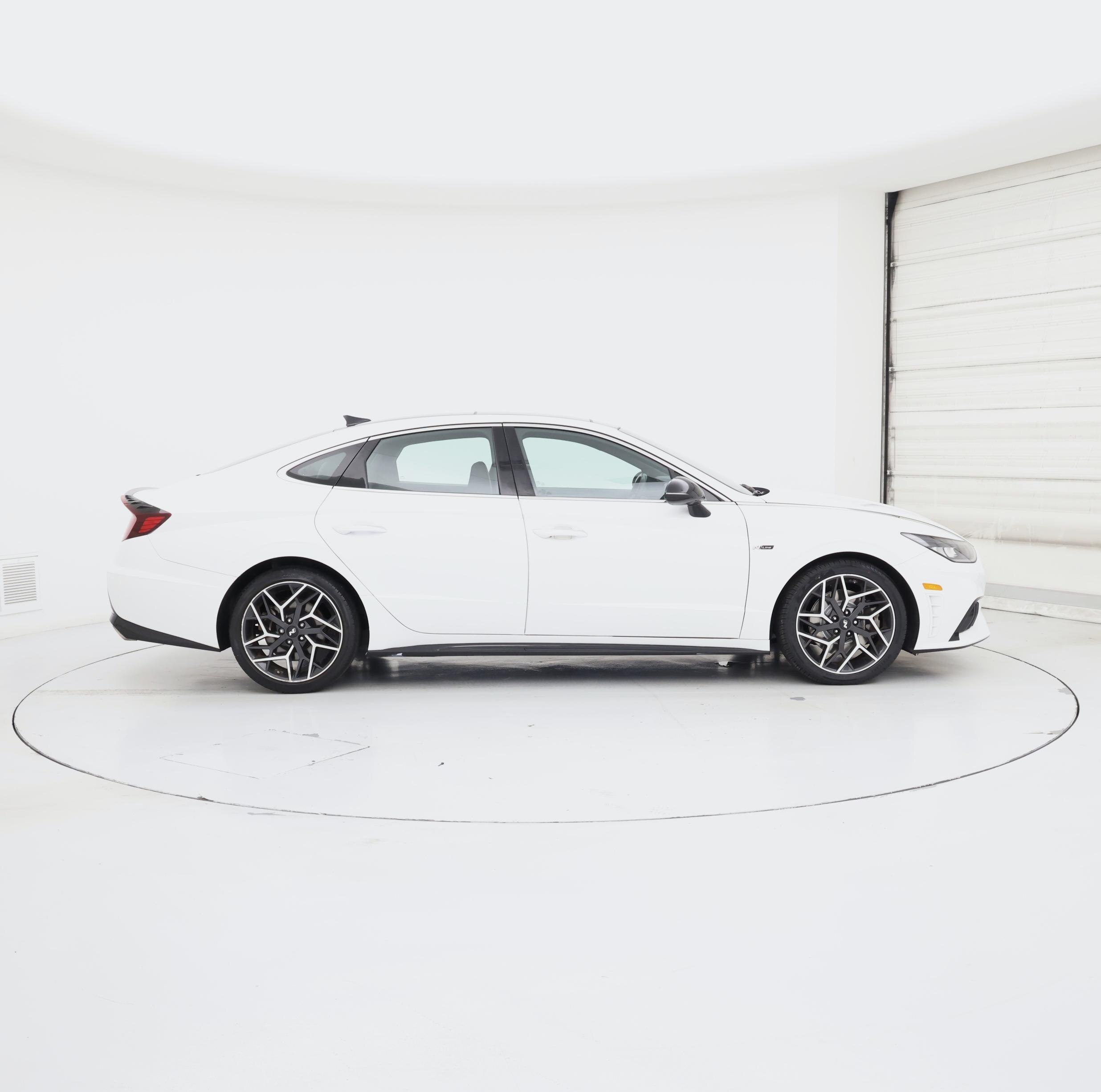 Thumbnail: 2023 Hyundai Sonata - 7
